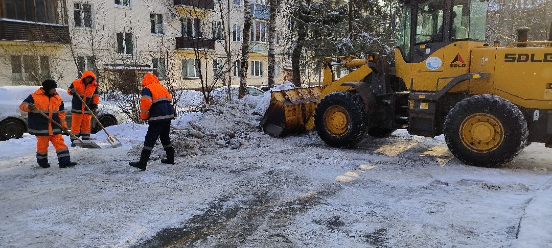 Бронницы, снег, уборка