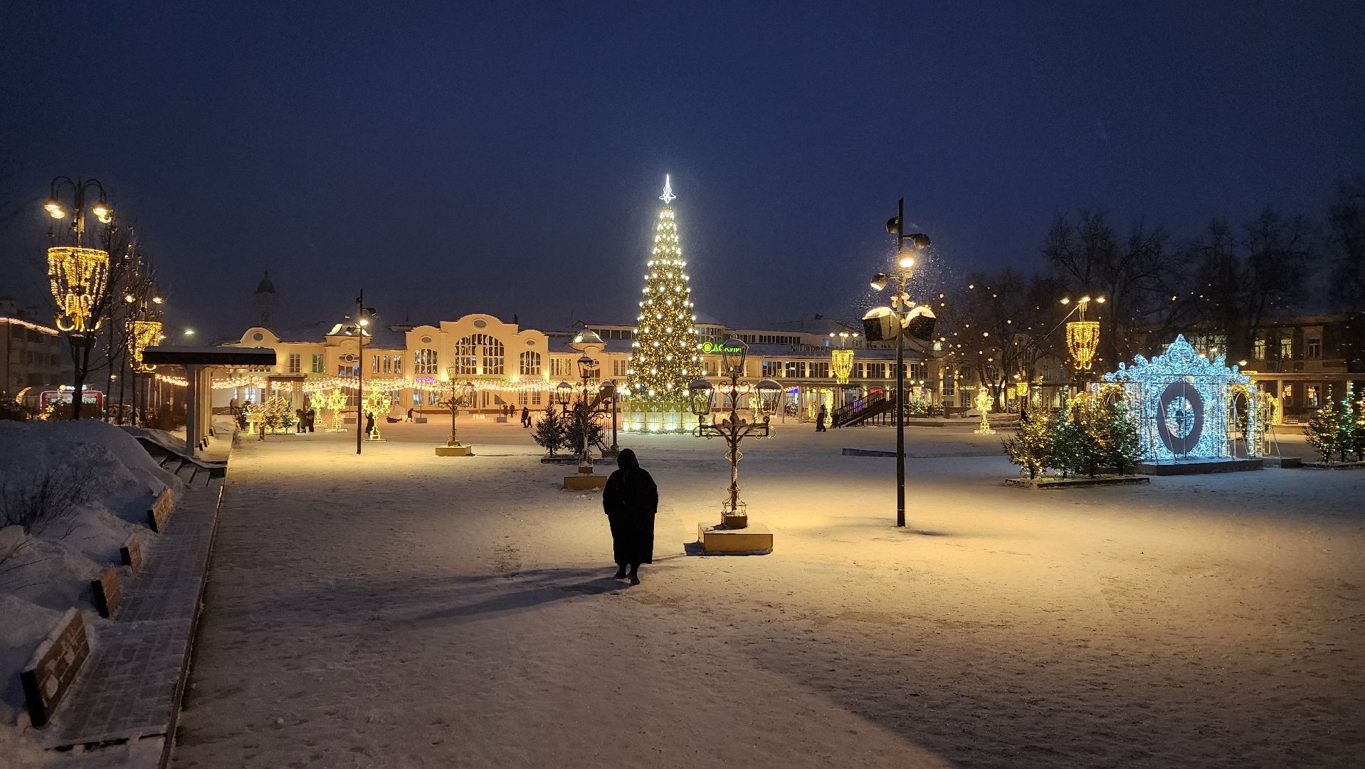 конкурс елки России, елка Богородский бал, Фонтанная площадь, Ногинск, Богородский городской округ,