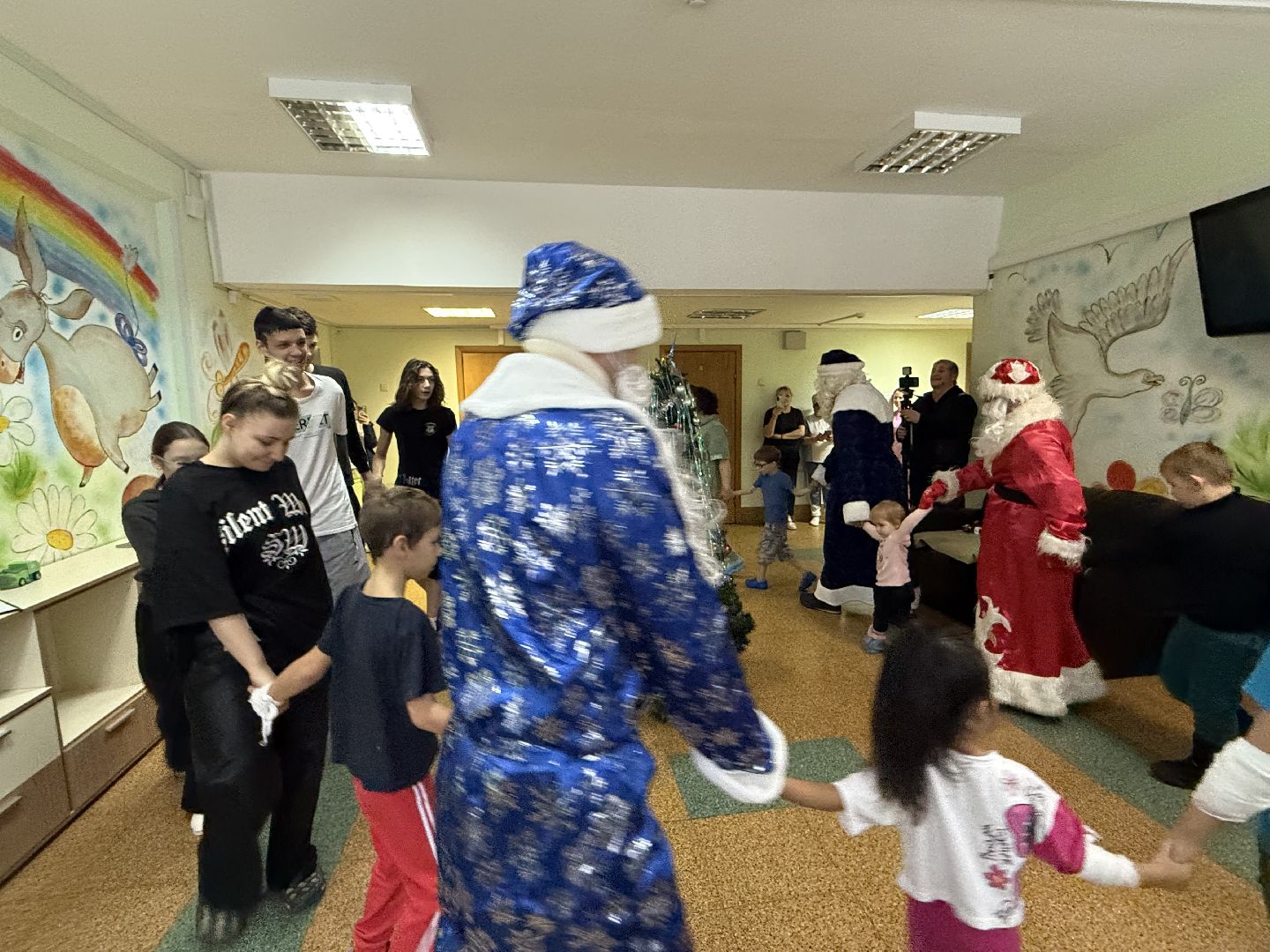 новый 2025 год, поздравление, дети, альпинисты,