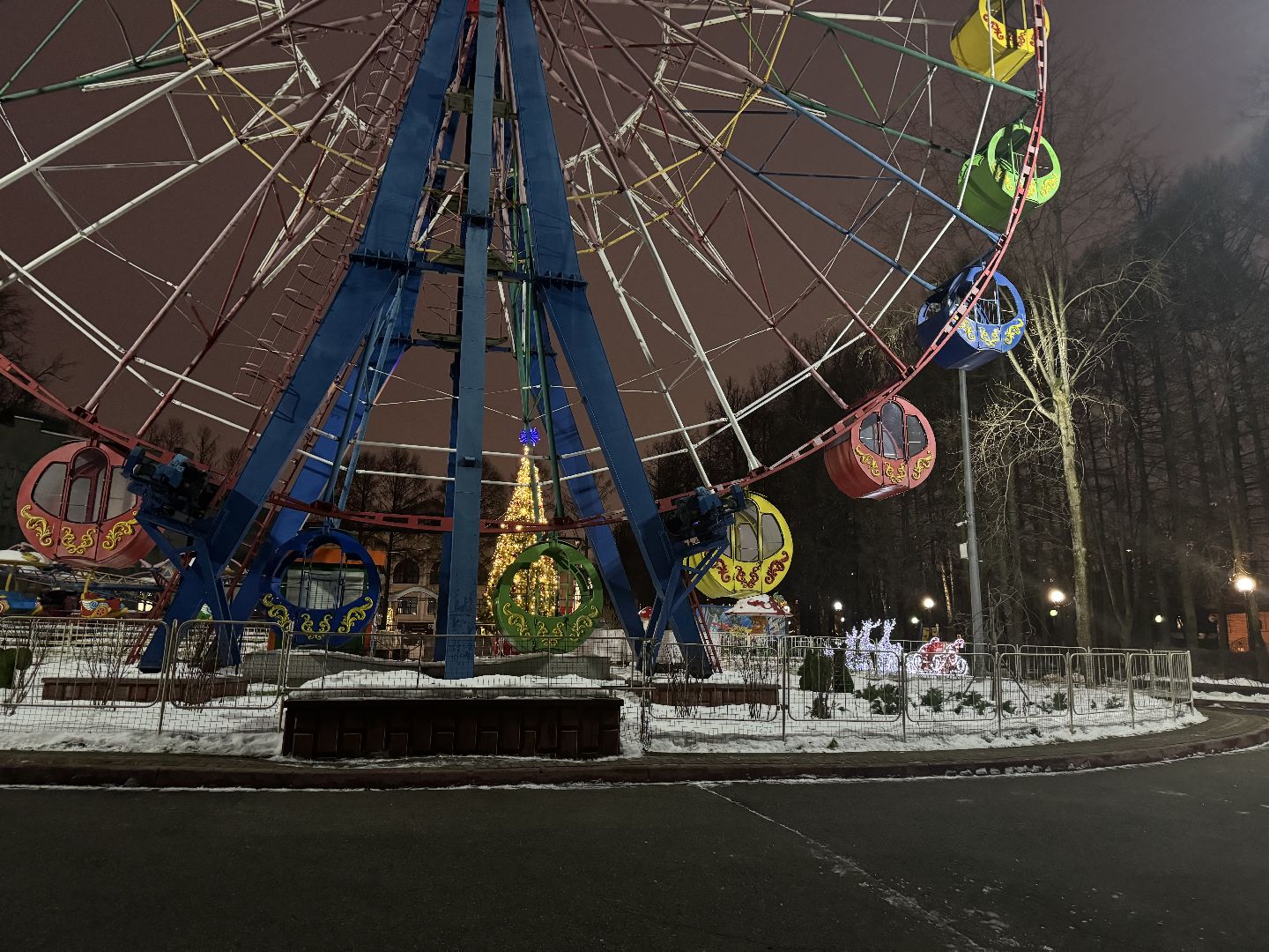 зима в парках, центральный парк культуры и отдыха, ленинский городской округ, зима в подмосковье,Развлекательные программы в парках Видного, Бесплатный каток в видном,