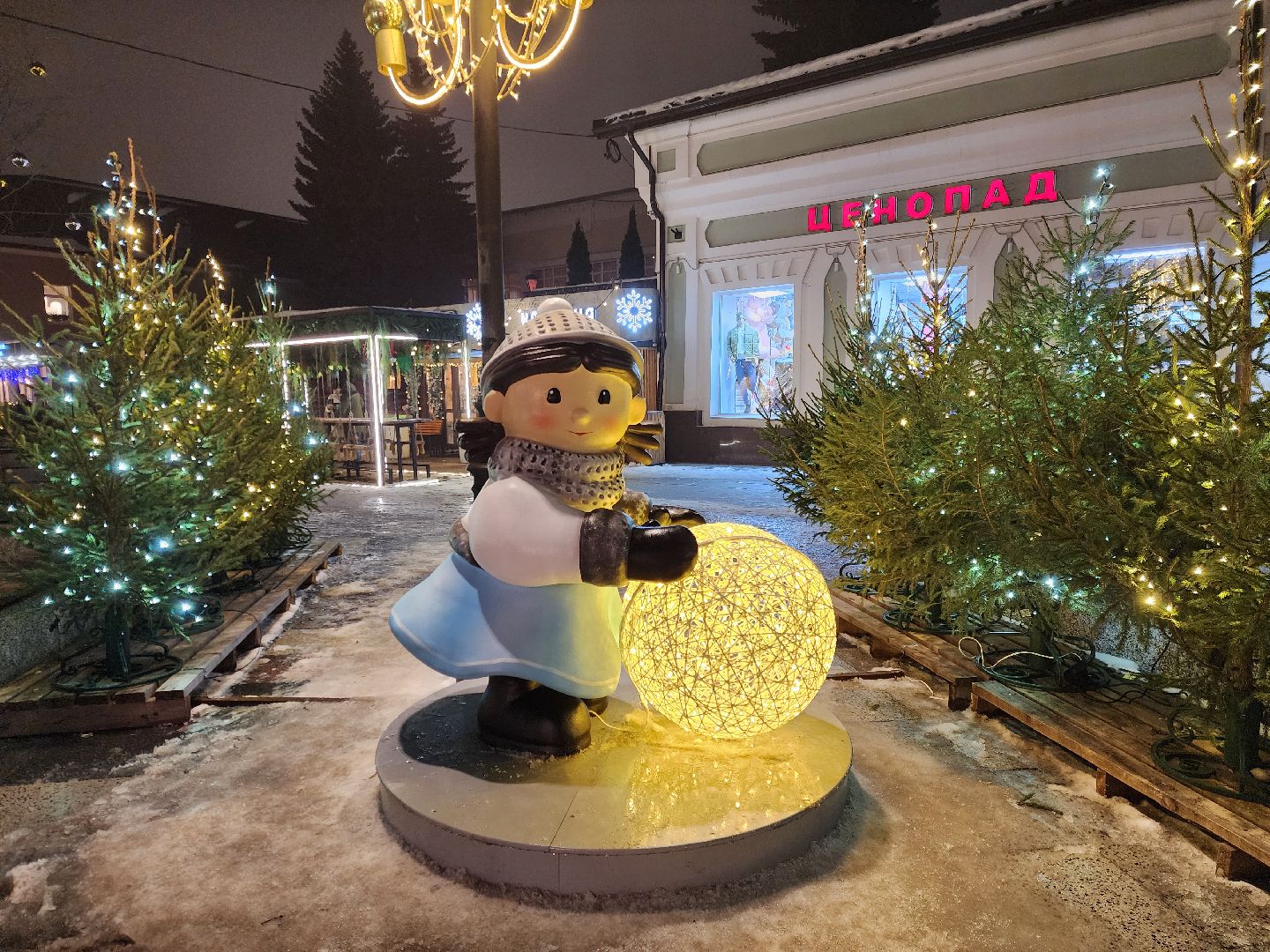 ногинск, жители, общество, новогодние украшения, фонтанная площадь, место для отдыха, фотосессия, вертикалки,