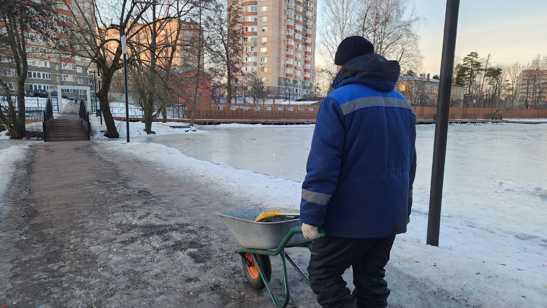 благоустройство, парки Подмосковья, гололед, экология, вертикалки,
