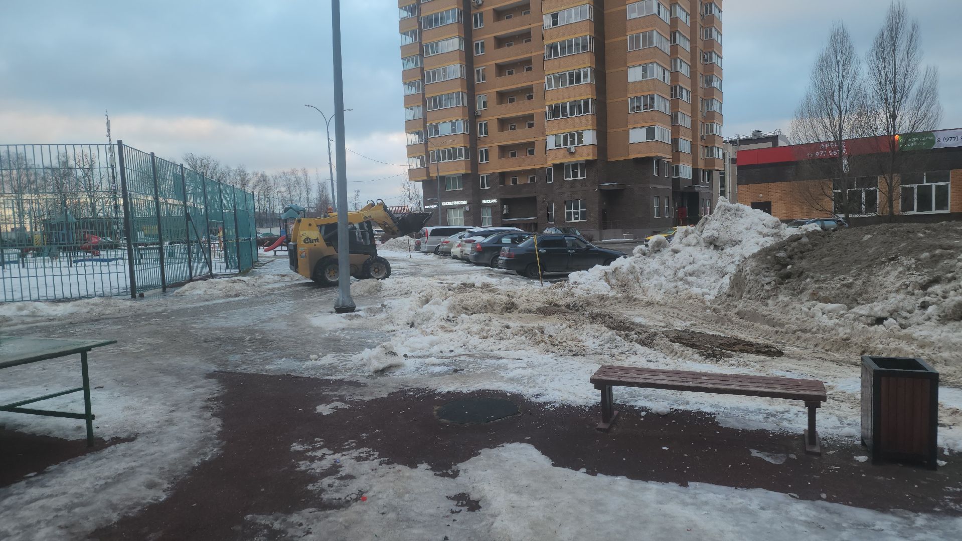 долгопрудный, мбу благоустройство, новые водники, вывоз снега, погрузчик, самосвал, вертикалки,