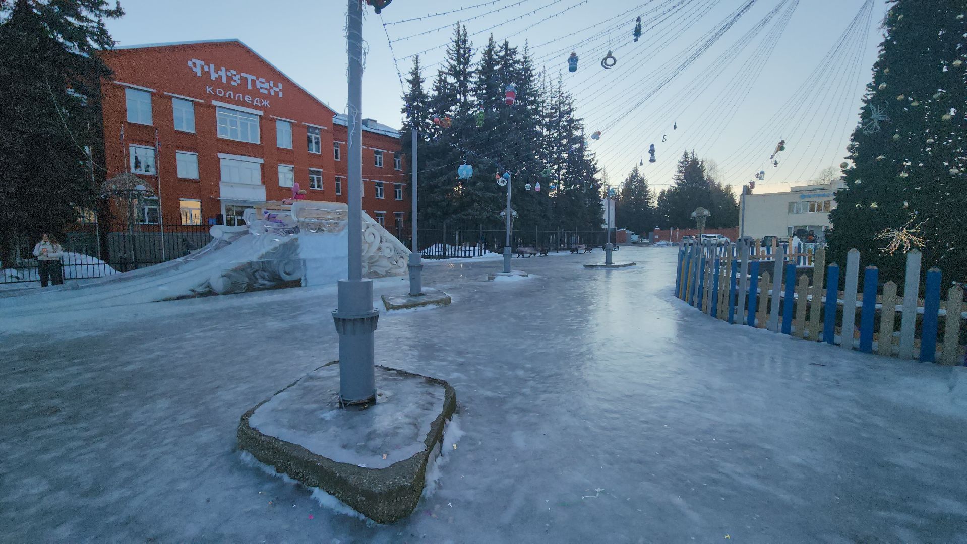 долгопрудный, площадь собина, ледяная горка, вертикалки