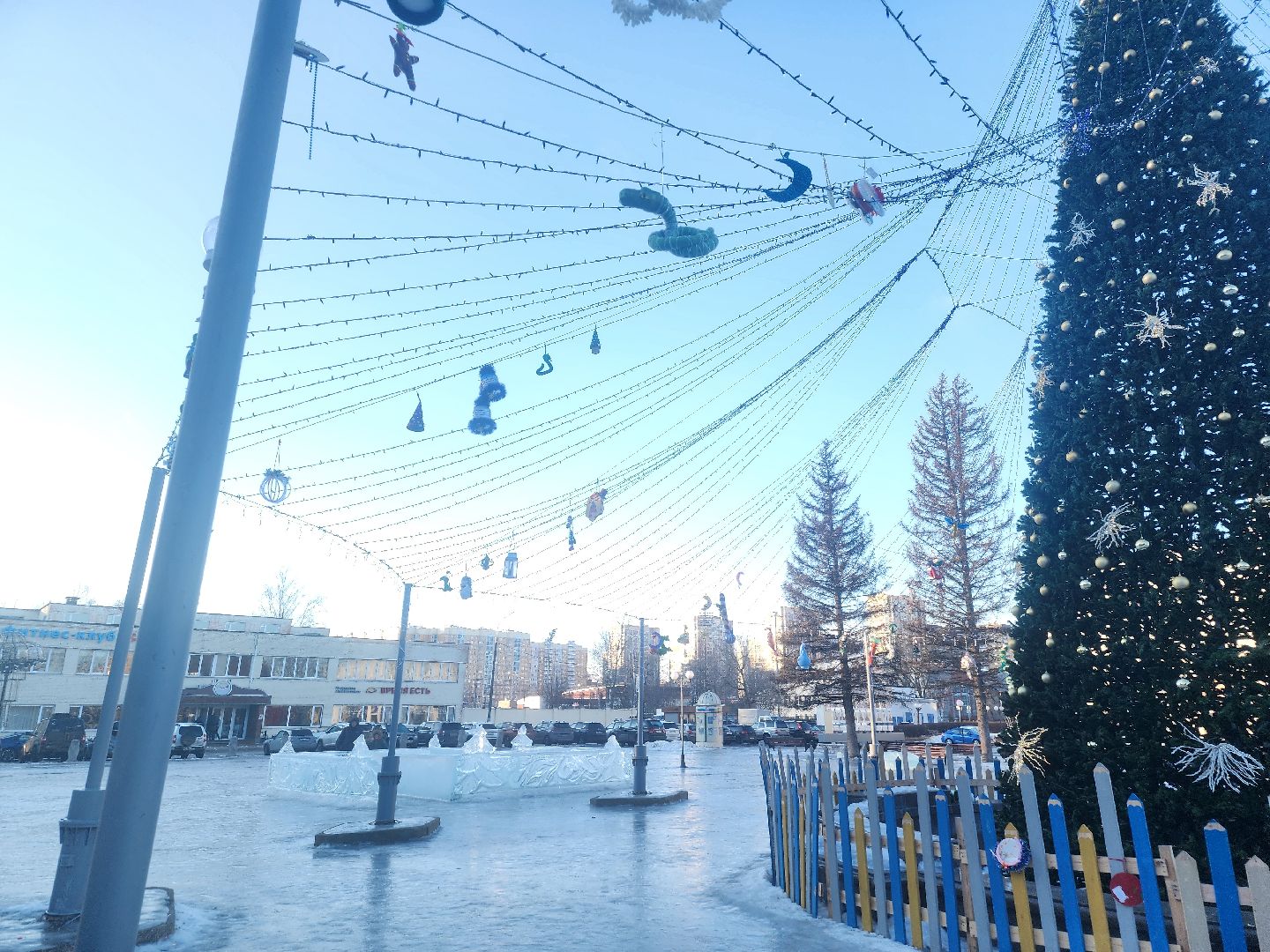 долгопрудный, площадь собина, ледяная горка, вертикалки