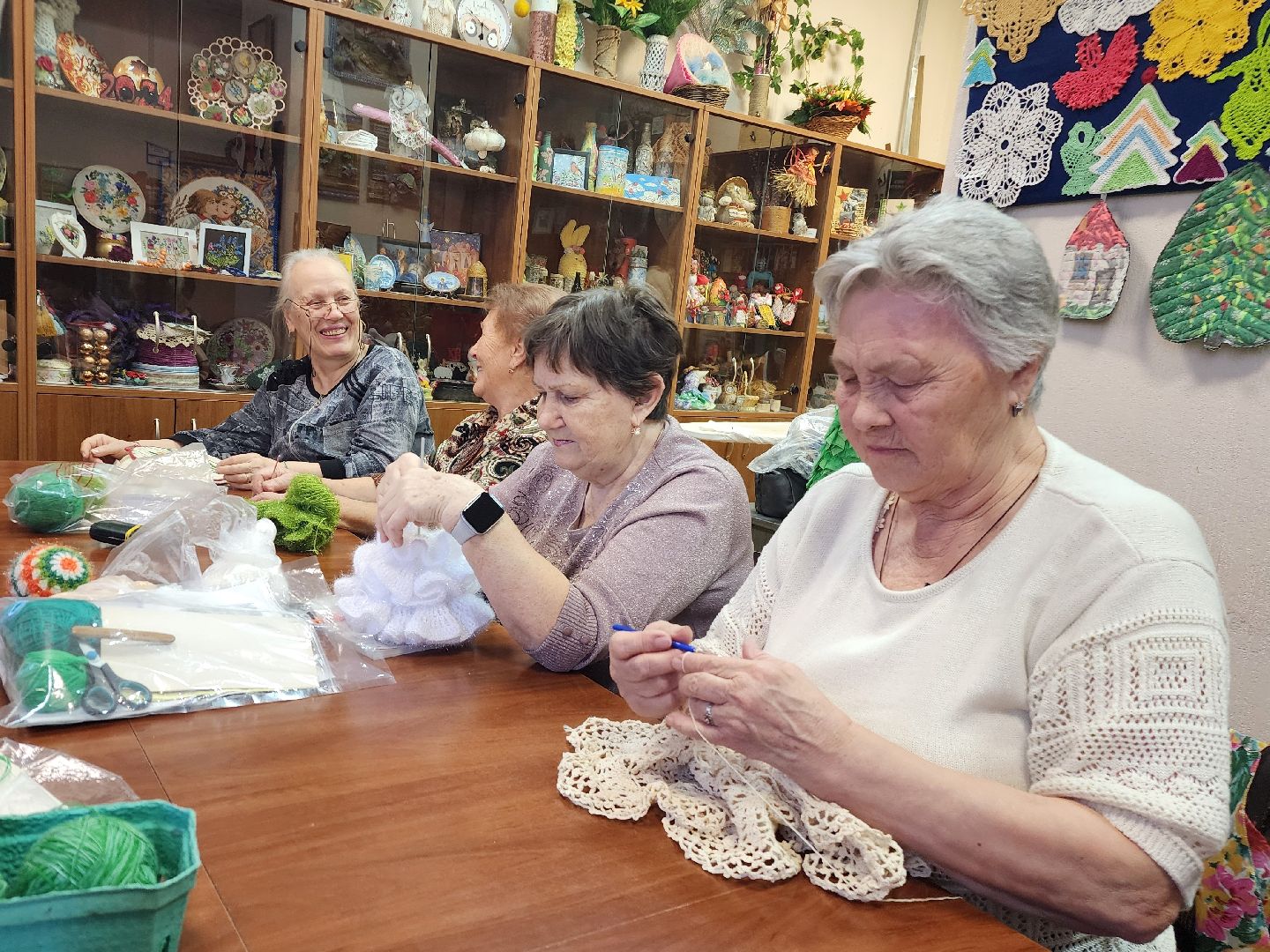 фрязино, прикладное искусство, рукодельницы, активное долголетие, творческие занятия, вертикалки,