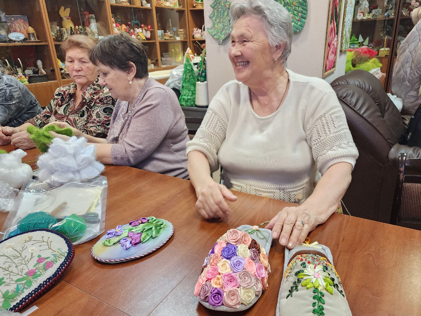 фрязино, прикладное искусство, рукодельницы, активное долголетие, творческие занятия, вертикалки,