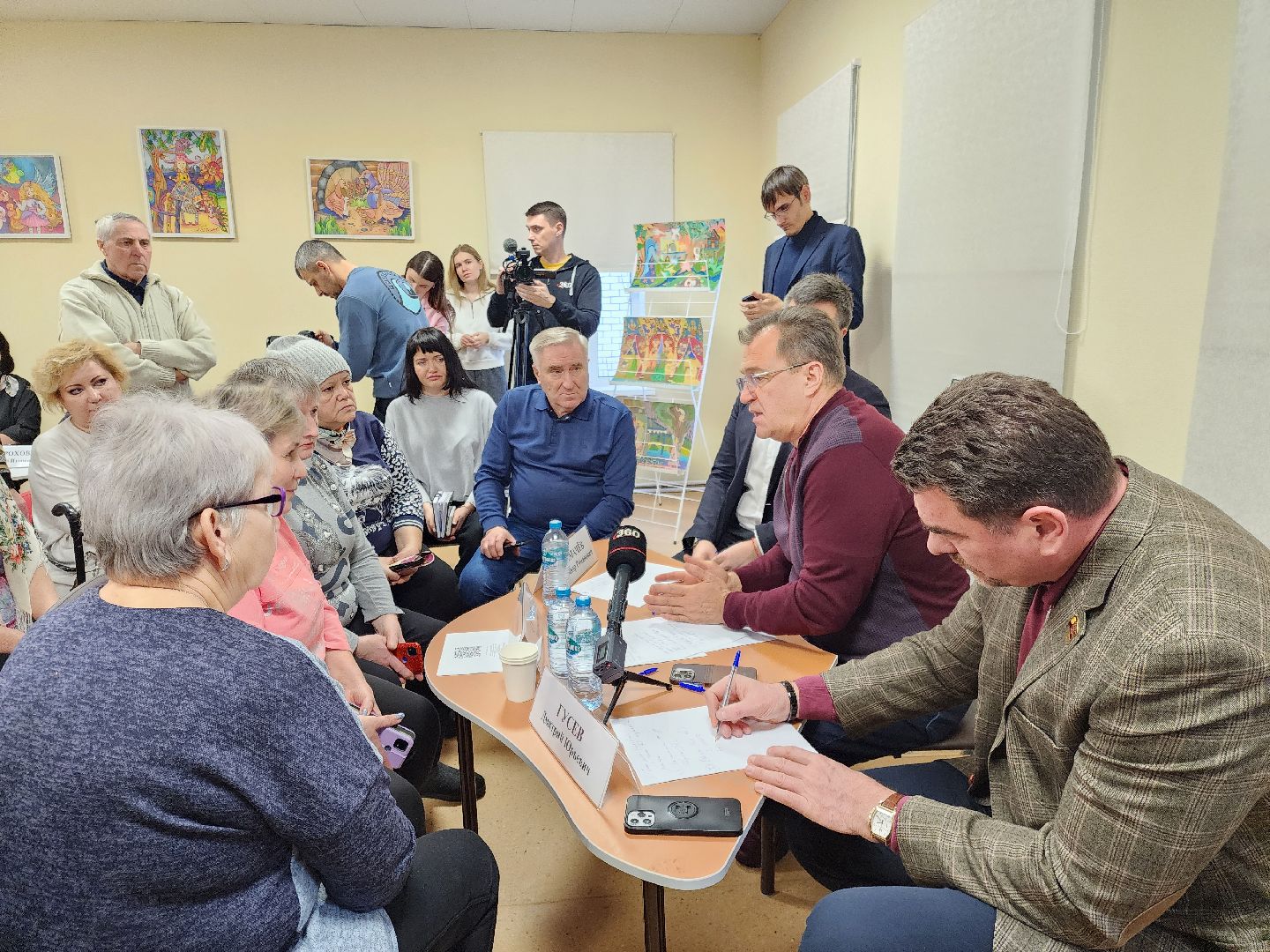 Выездная администрация, Жители, Общество, Власть, Село, Деревня,