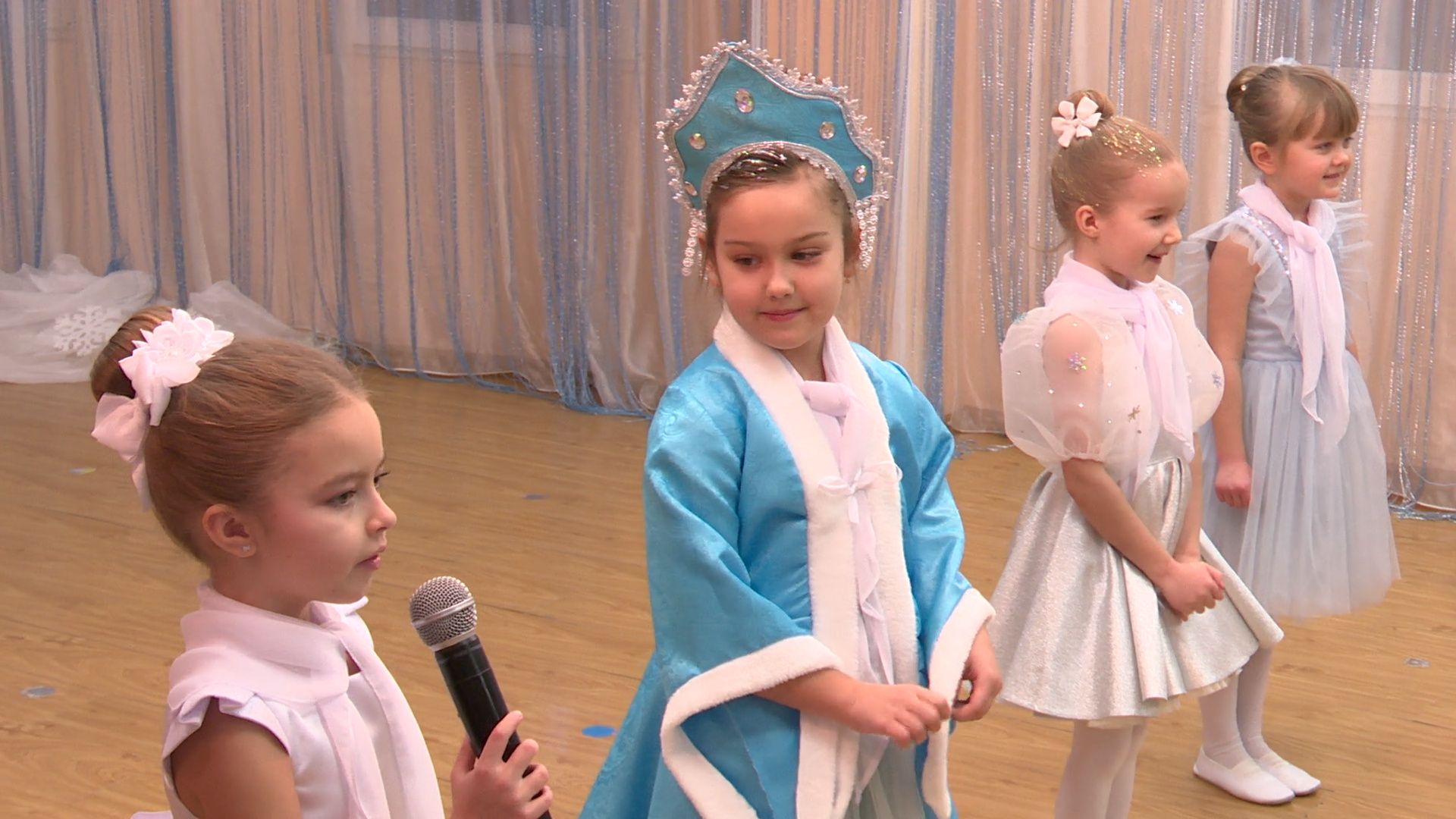 реутов, вертикалки, детский сад, образование, утренник, снежная королева, сказка, кай, герда, вечность,