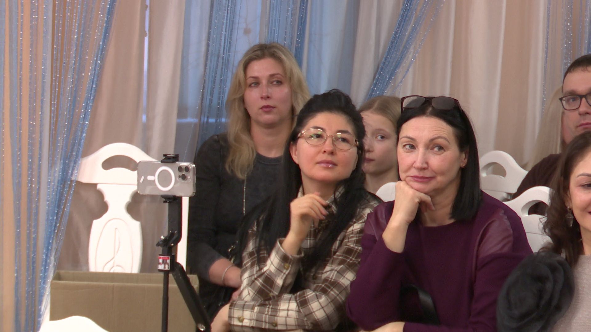 реутов, вертикалки, детский сад, образование, утренник, снежная королева, сказка, кай, герда, вечность,