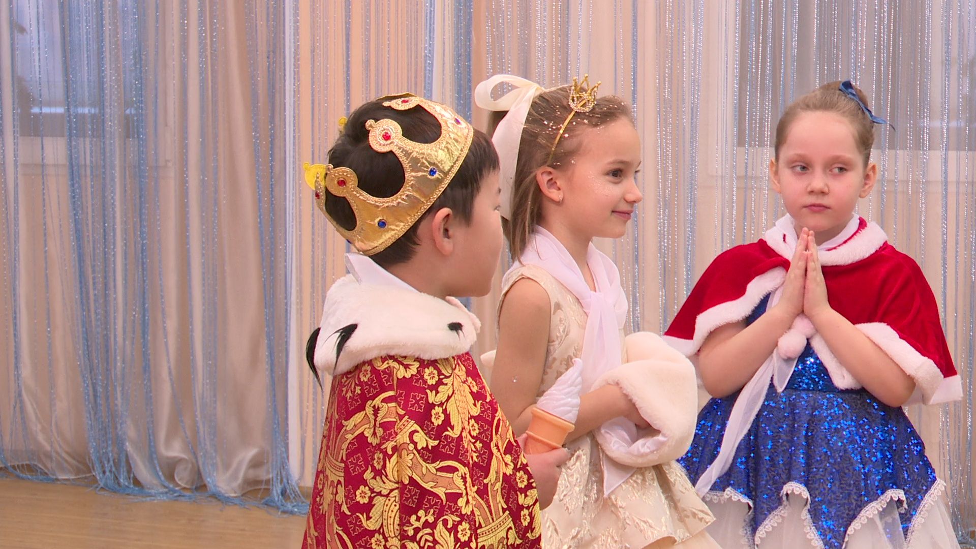 реутов, вертикалки, детский сад, образование, утренник, снежная королева, сказка, кай, герда, вечность,