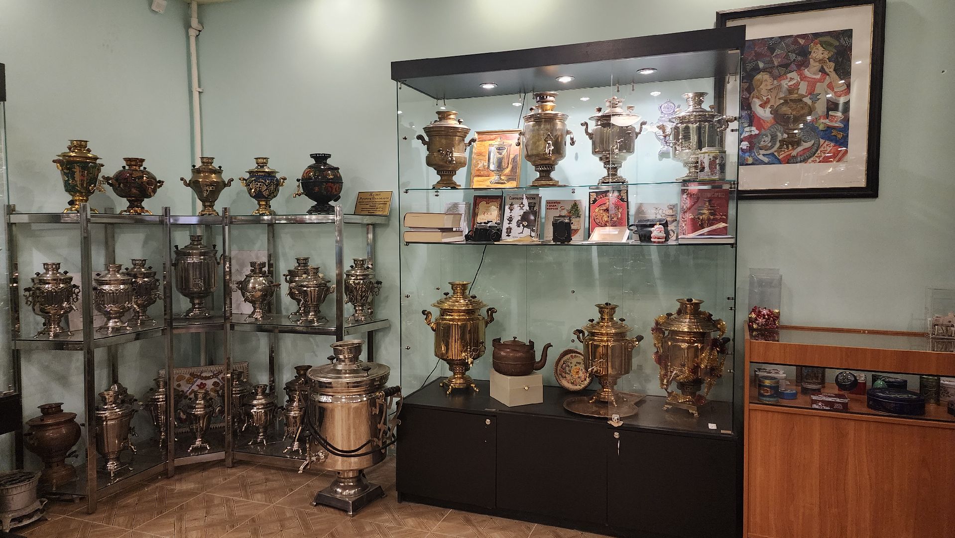 вертикалки, ивантеевка, музей самоваров, коллекционирование, коллекционер, старинные вещи, русский мир, экспозиция, экспонаты,
