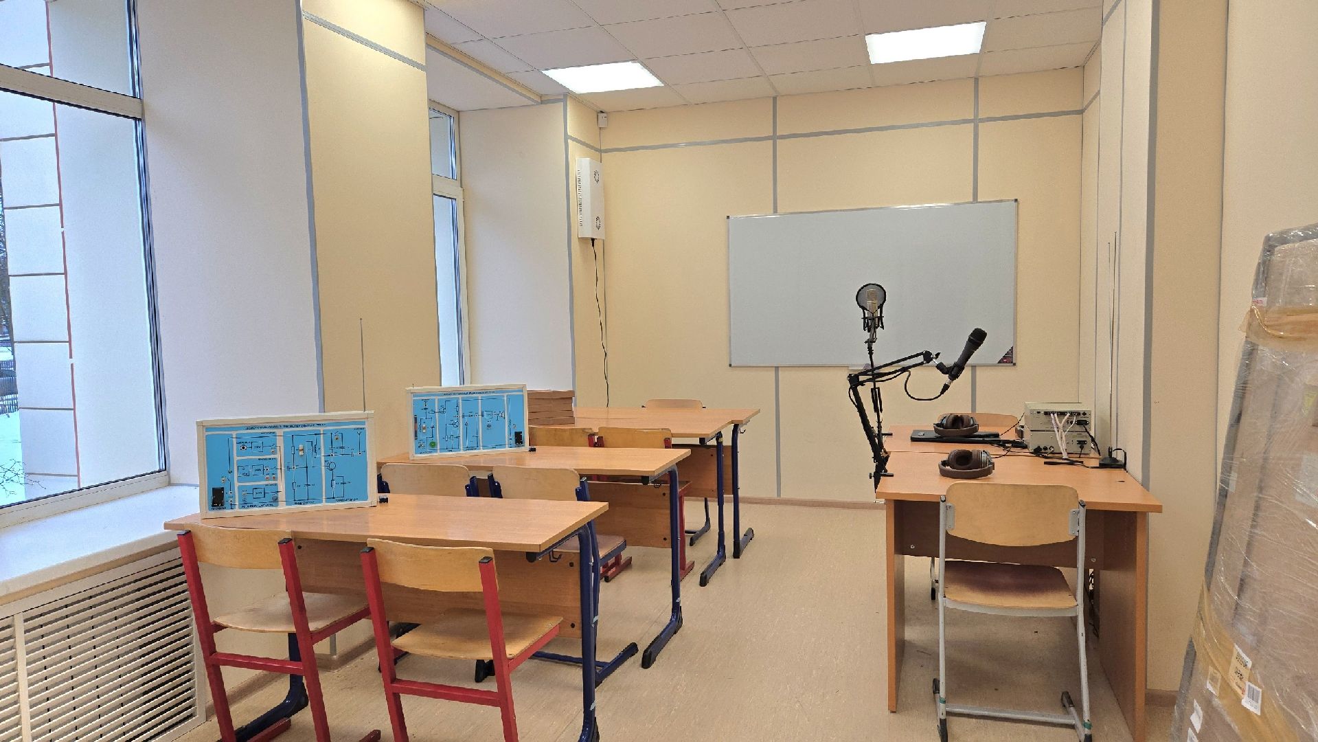 школа Попова Власиха, АС Попов радио, радио класс в школе Попова, школа имени АС Попова, школьное радио,