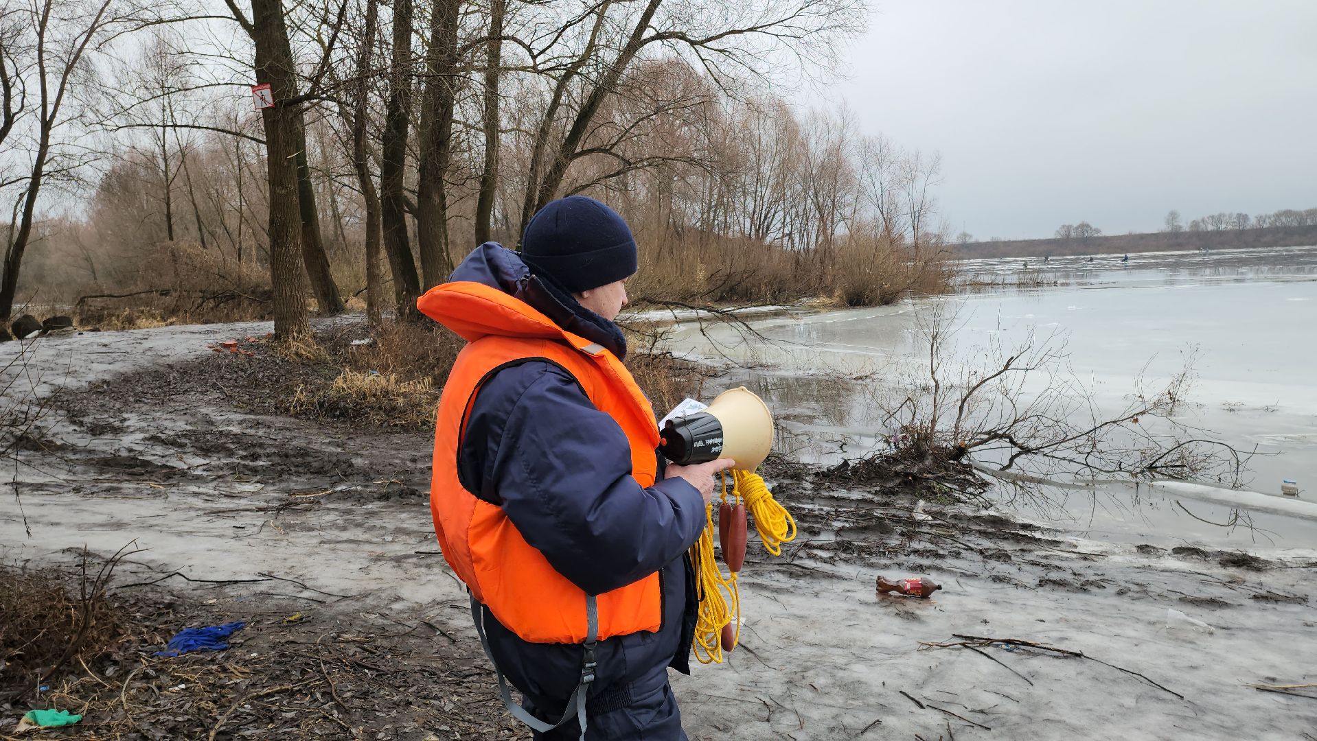 кашира, спасатели, водно-спасательная станция, тонкий лед,