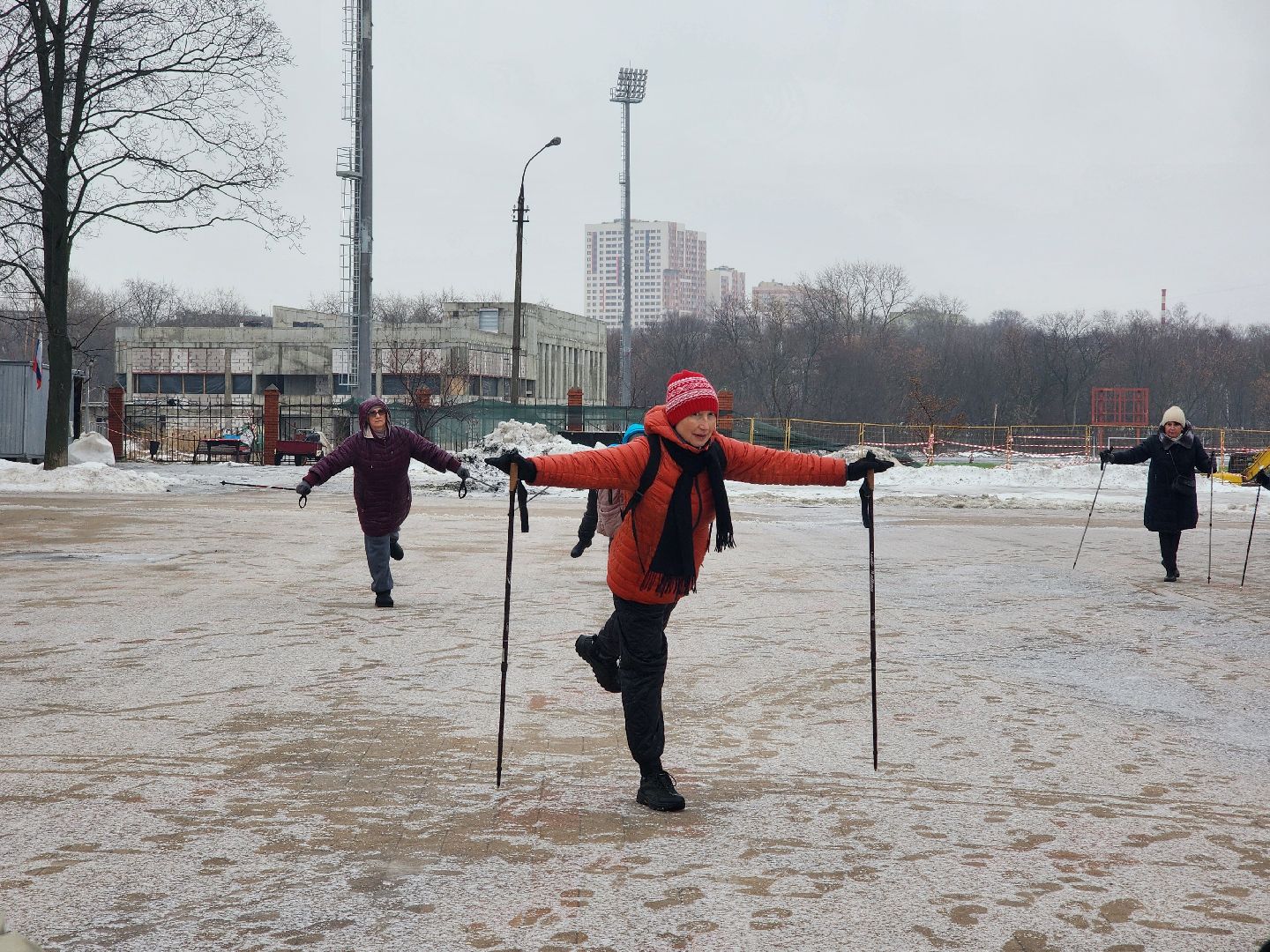 активное долголетие, центральный парк, гимнастика,