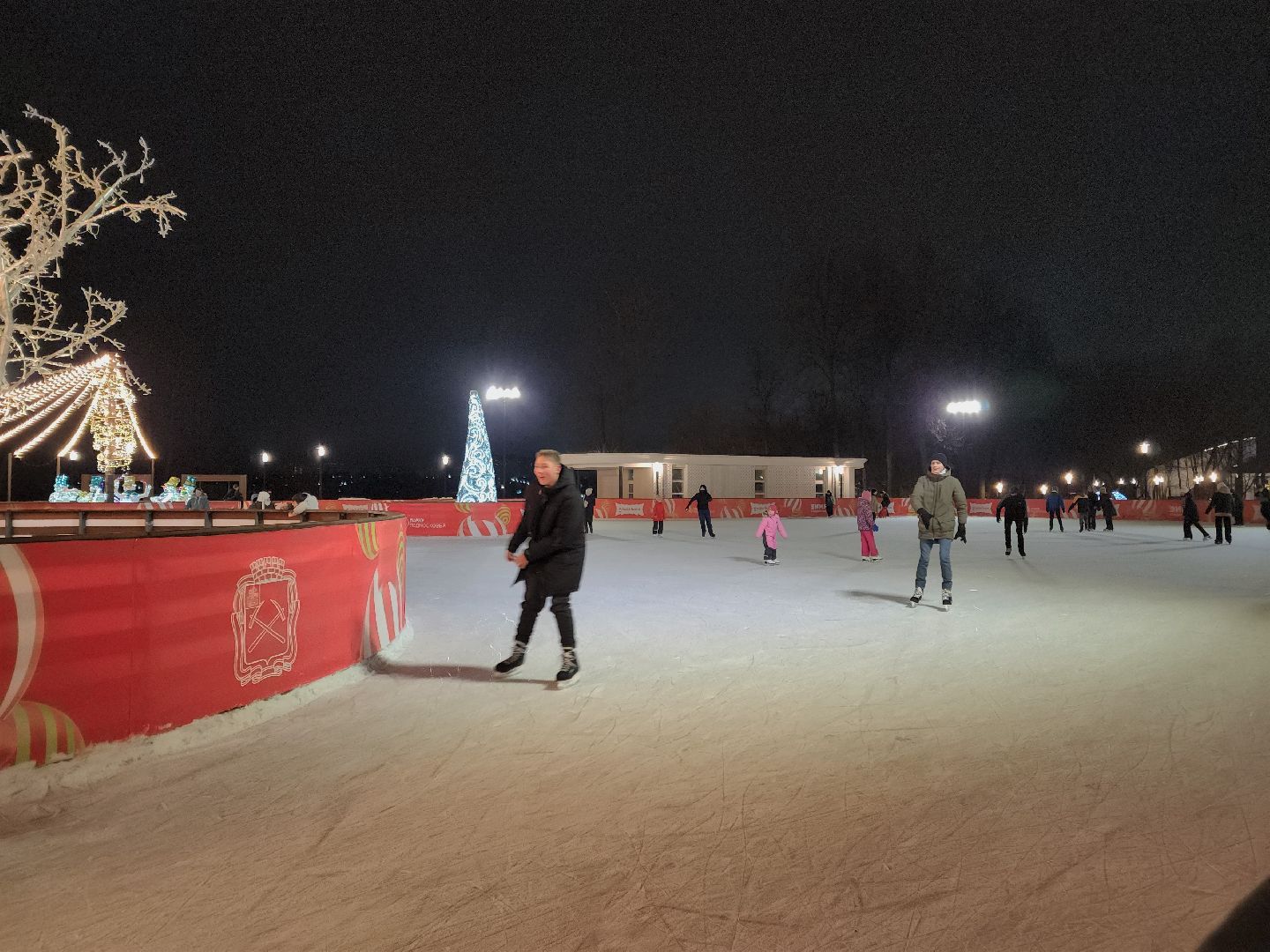 подольск, каток, зима в подмосковье,