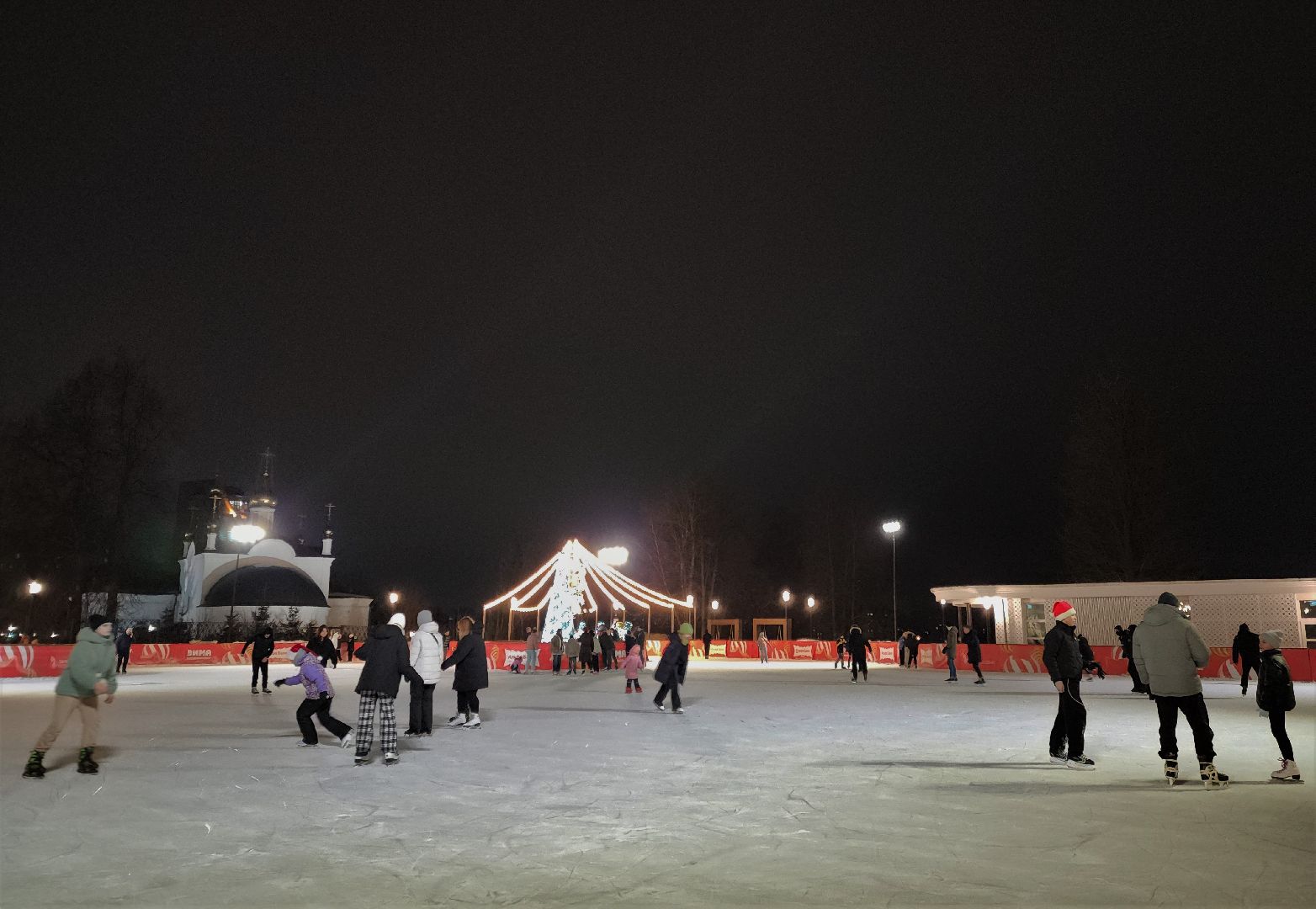 подольск, каток, зима в подмосковье,