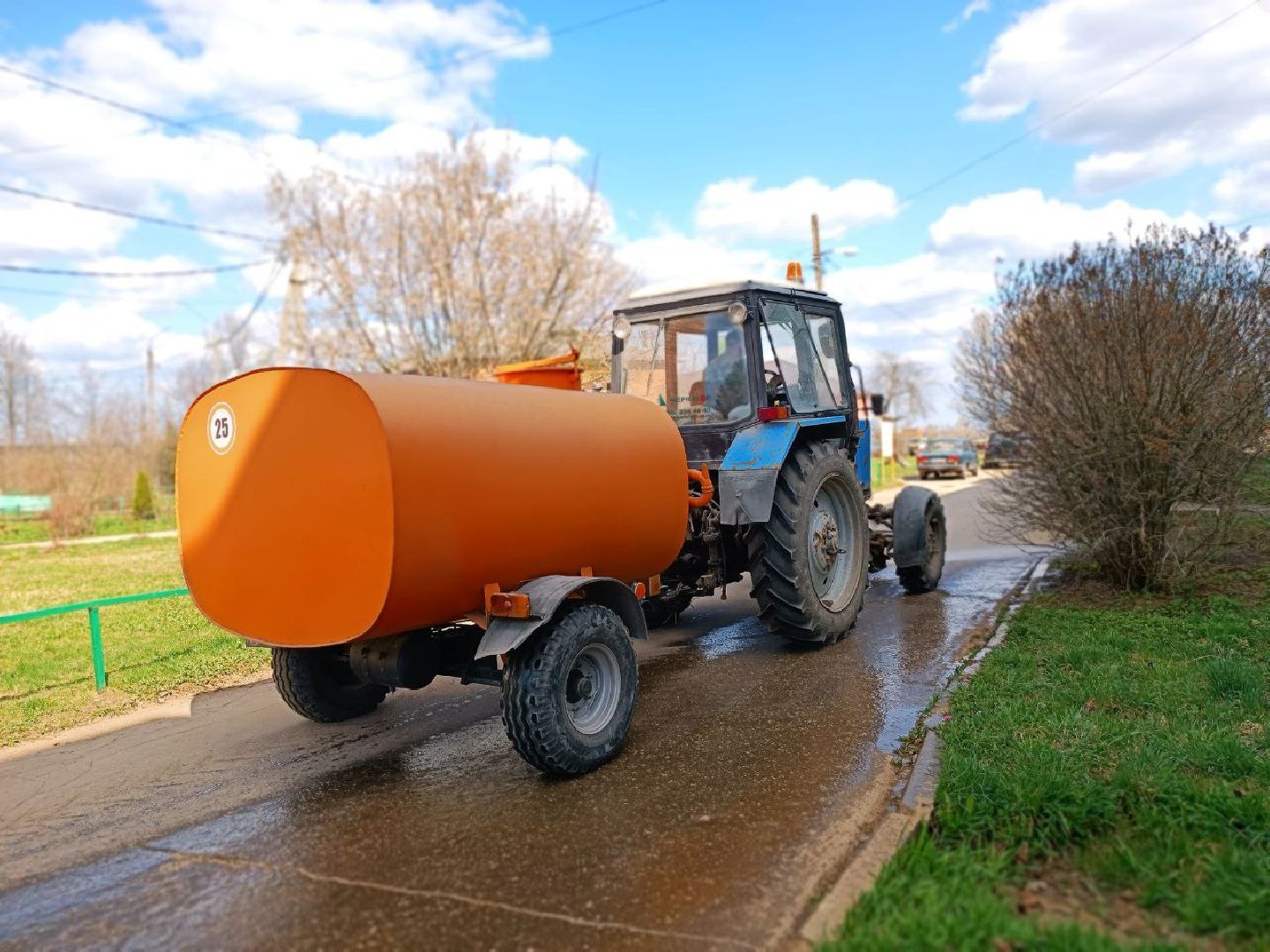 Можайск, Можайский городской округ, Подмосковье, субботник, благоустройство, уборка территории, месяц чистоты и благоустройства, жители