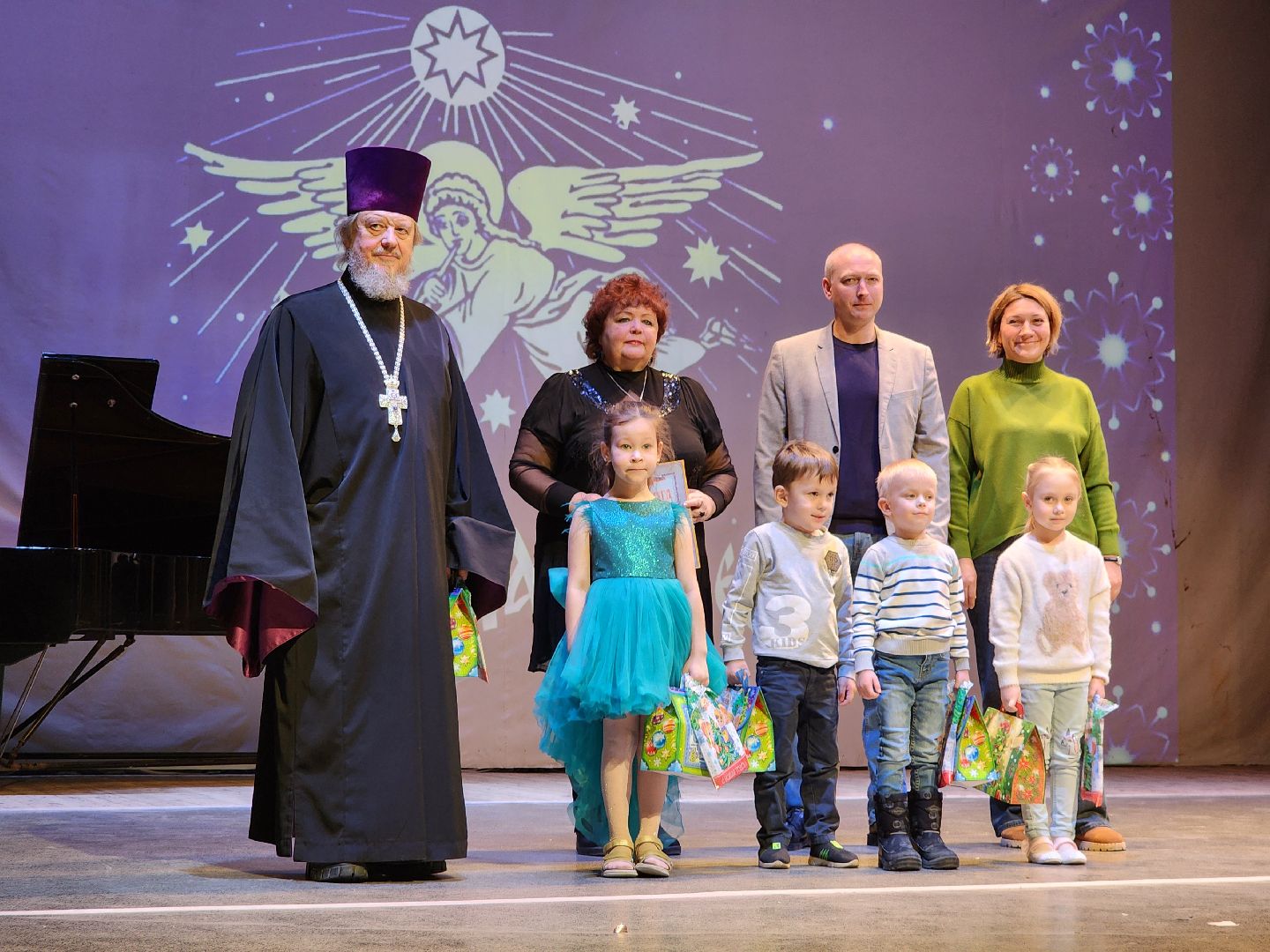 фрязино, творческий конкурс, рождество, детское творчество, награждение,