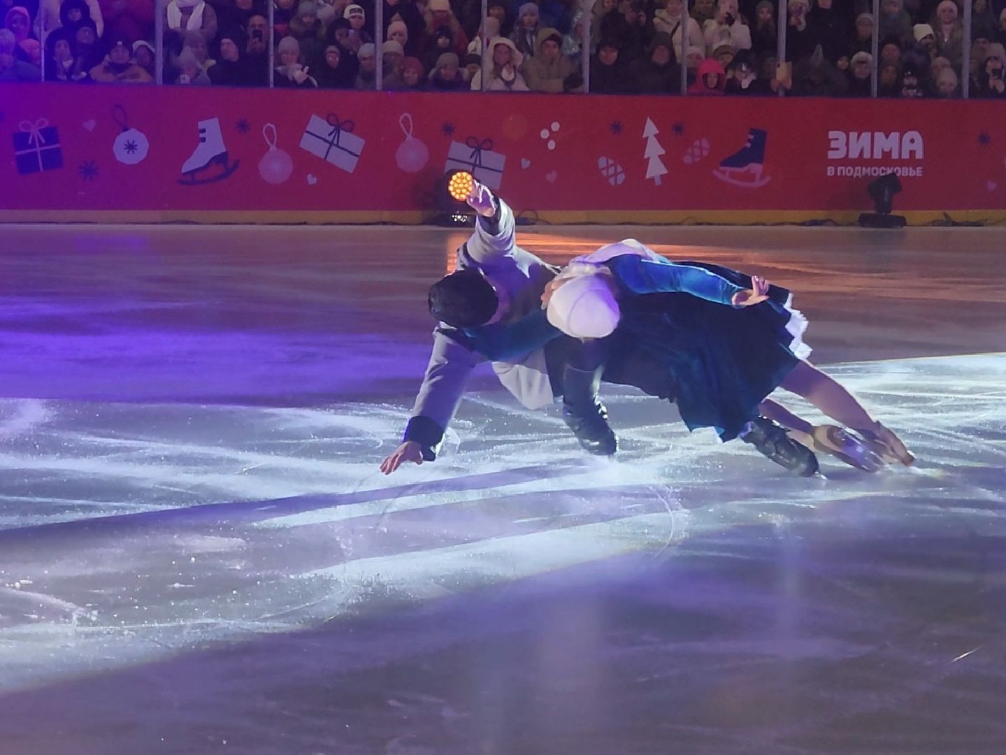Коломна, ледовое шоу ильи авербуха, зима в подмосковье, каток,