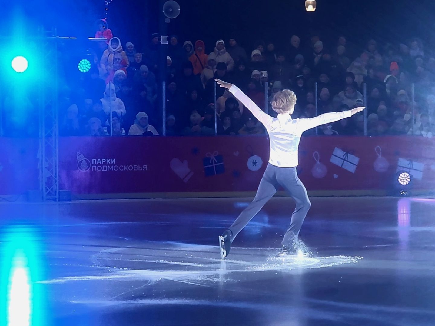 Коломна, ледовое шоу ильи авербуха, зима в подмосковье, каток,
