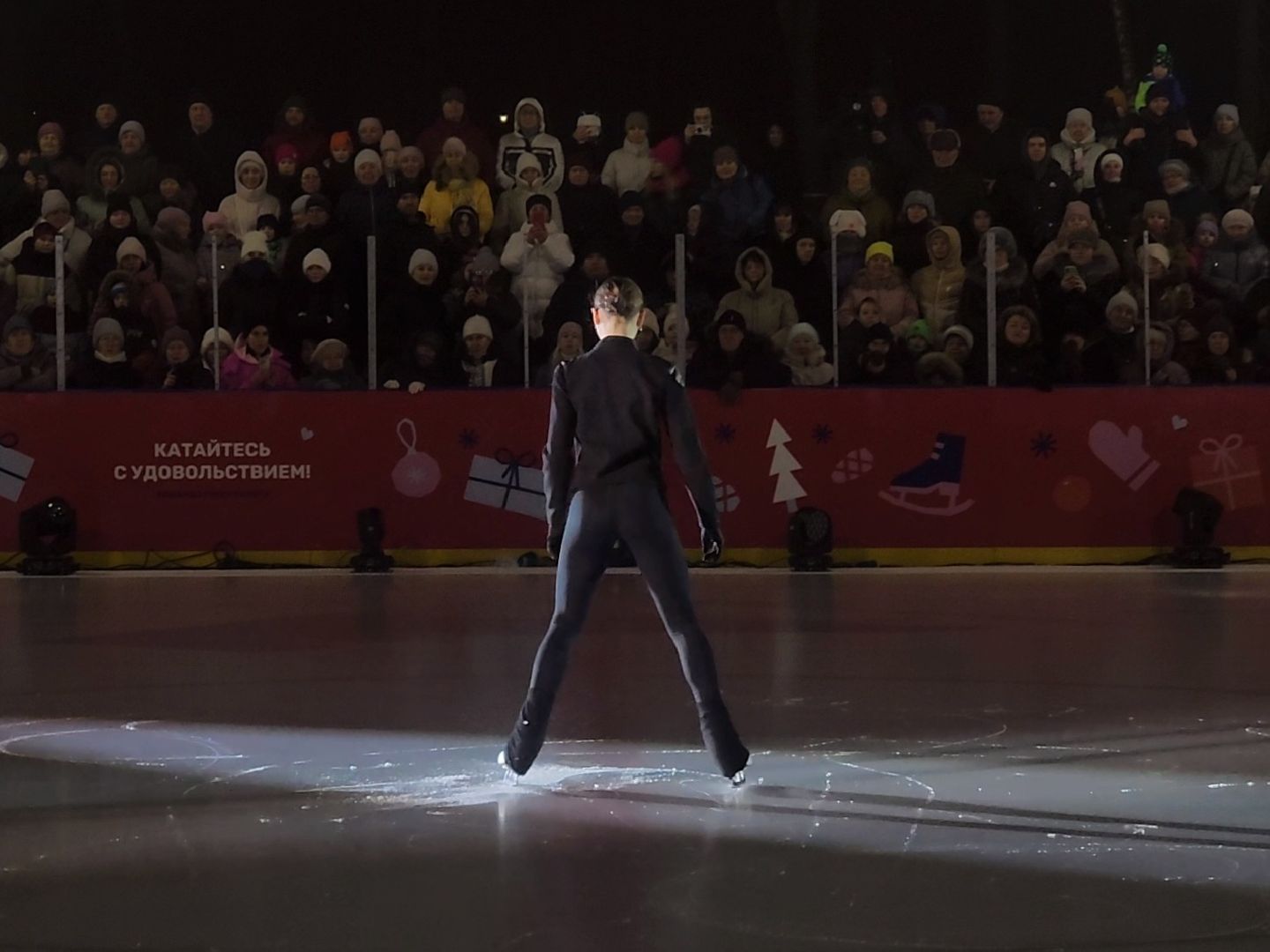 Коломна, ледовое шоу ильи авербуха, зима в подмосковье, каток,