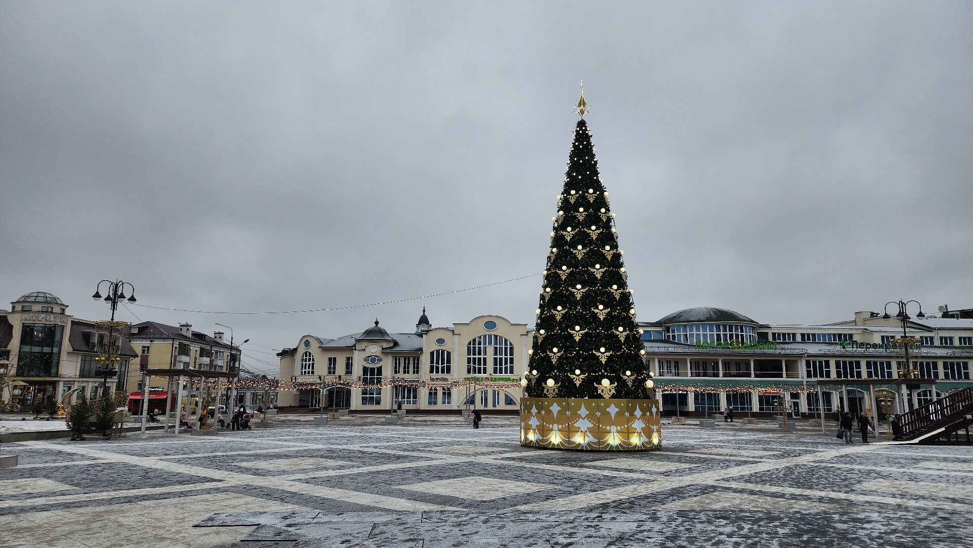 конкурс Елки России, Елка Богородский бал, Фонтанная площадь, Ногинск, Богородский городской округ,