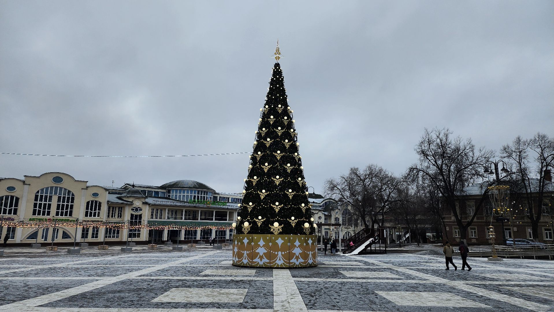 конкурс Елки России, Елка Богородский бал, Фонтанная площадь, Ногинск, Богородский городской округ,