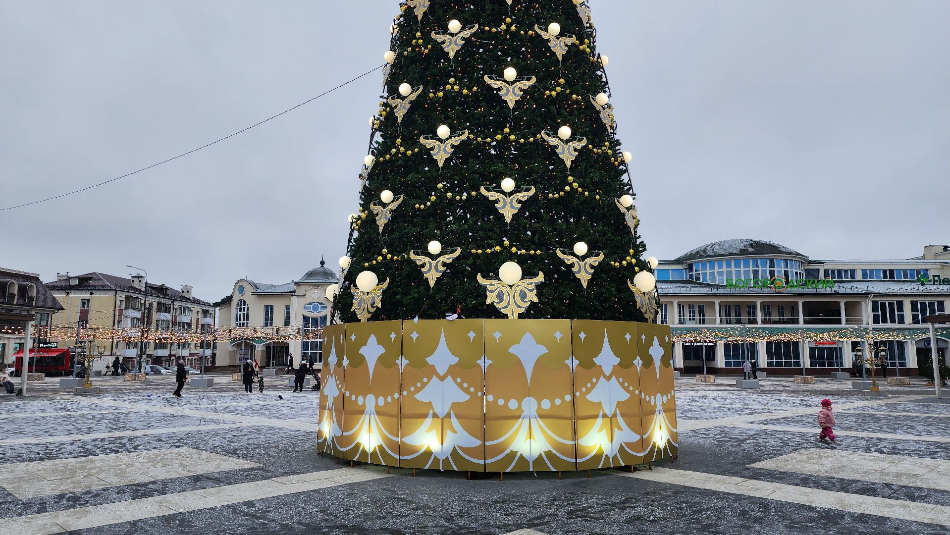 конкурс Елки России, Елка Богородский бал, Фонтанная площадь, Ногинск, Богородский городской округ,