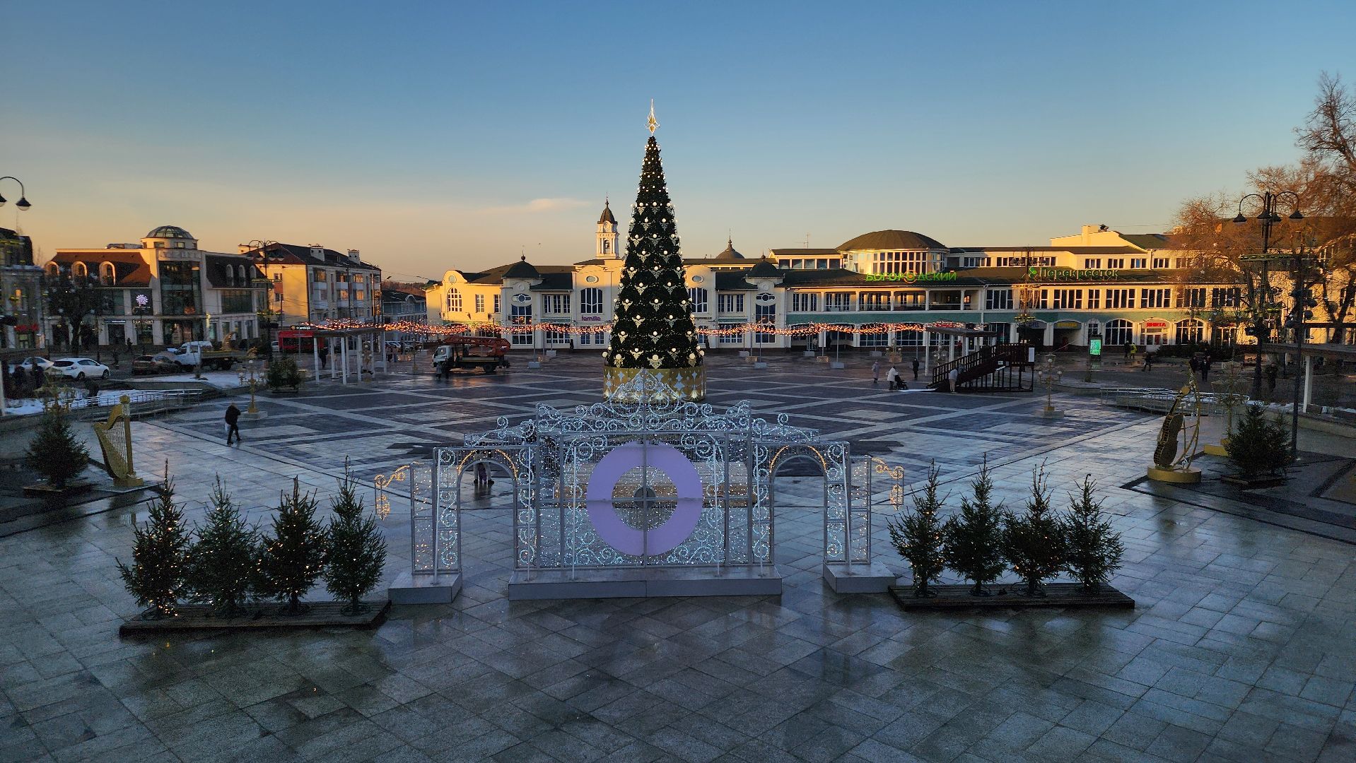 конкурс Елки России, Елка Богородский бал, Фонтанная площадь, Ногинск, Богородский городской округ,