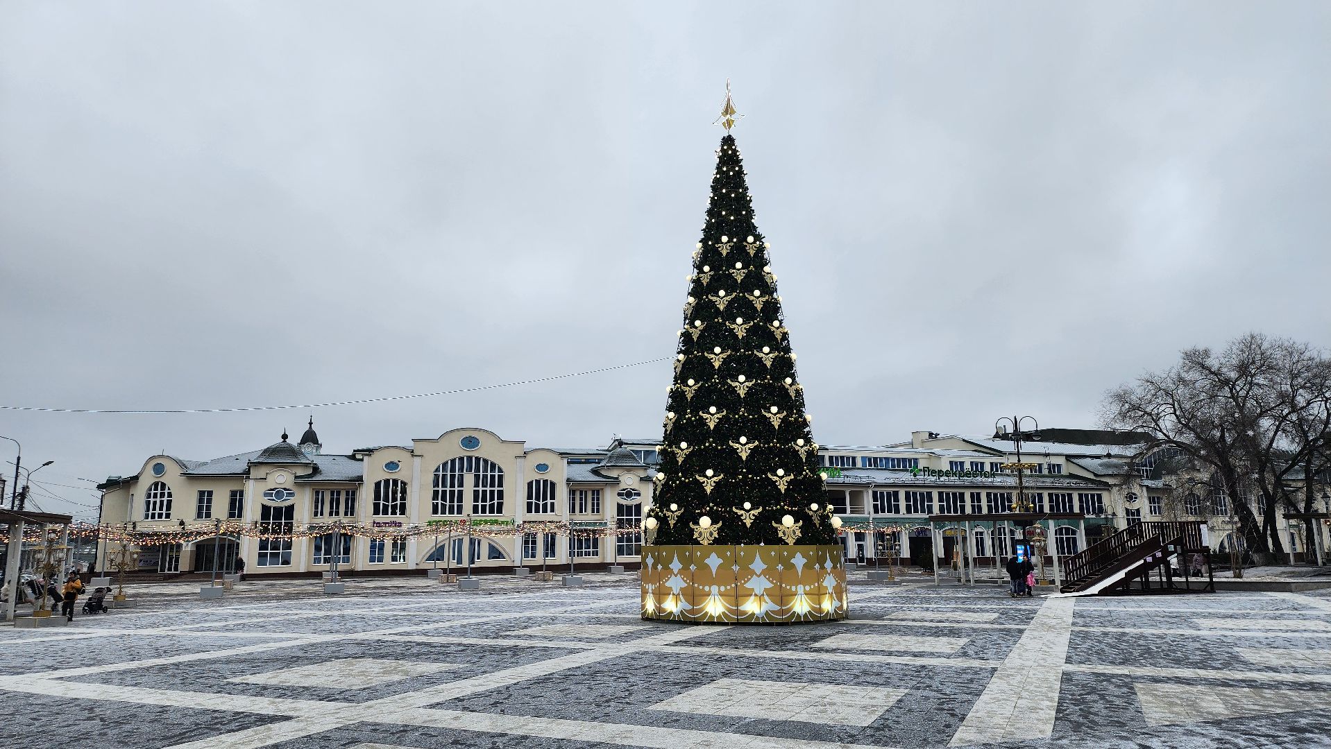 конкурс Елки России, Елка Богородский бал, Фонтанная площадь, Ногинск, Богородский городской округ,