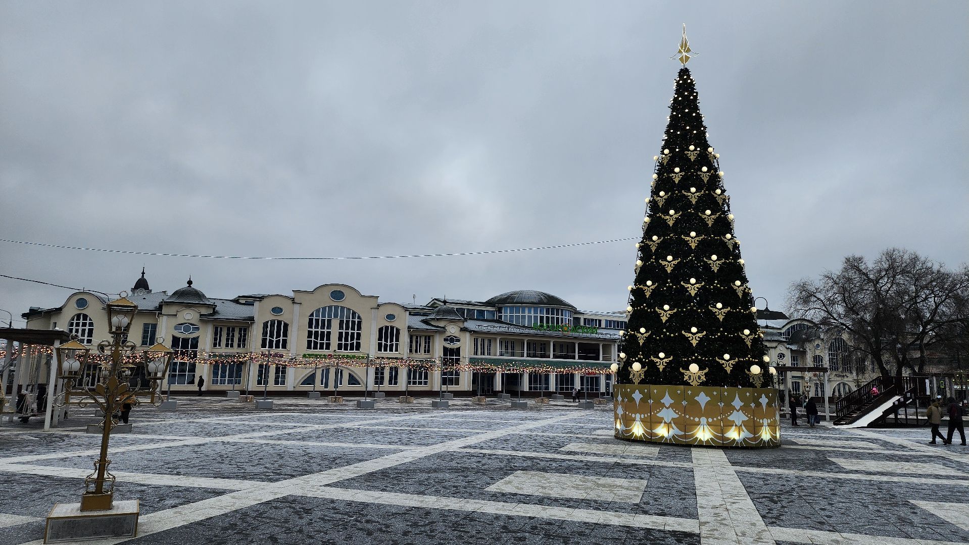 конкурс Елки России, Елка Богородский бал, Фонтанная площадь, Ногинск, Богородский городской округ,