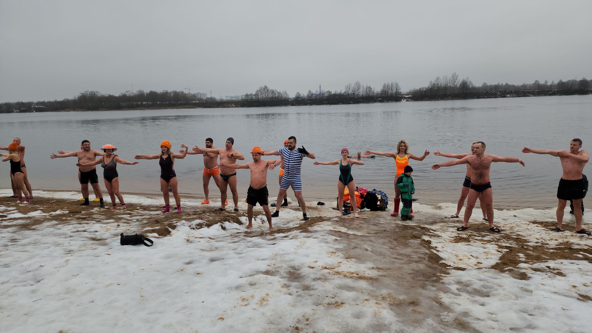 моржевание, крещенские купания, руза, рузская больница, рузский городской округ, московская область, подмосковье, вертикалки,