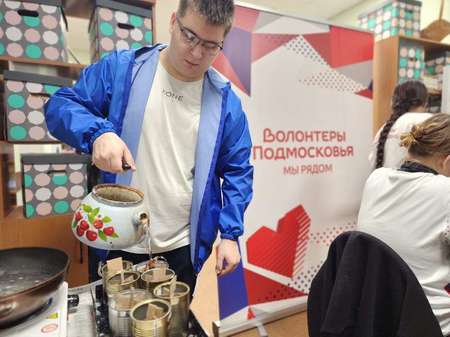 воскресенск, волонтеры, свечи, поддержка бойцов сво,