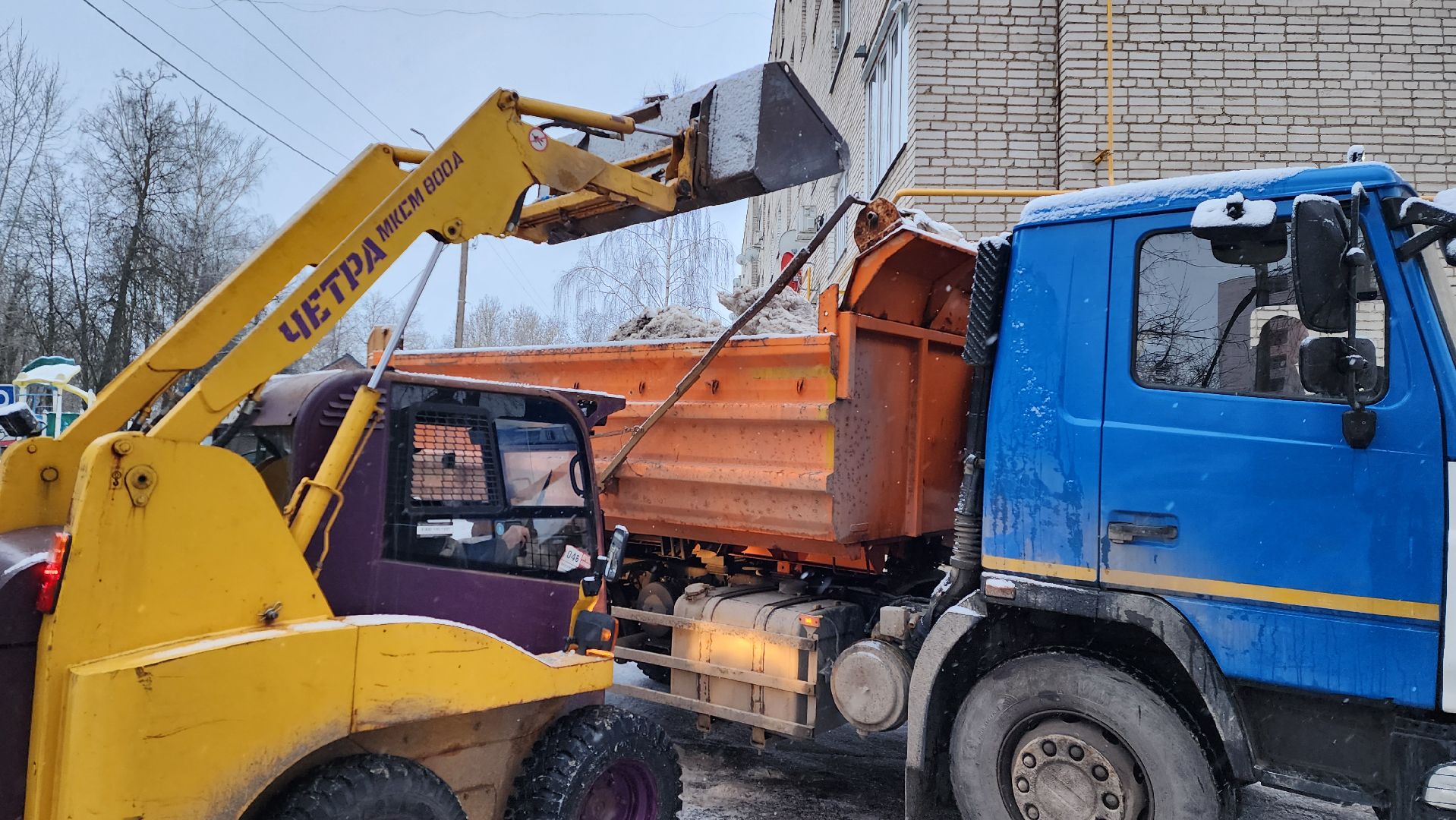 уборка снега, благоустройство, истра, вывоз снега, вертикалки,