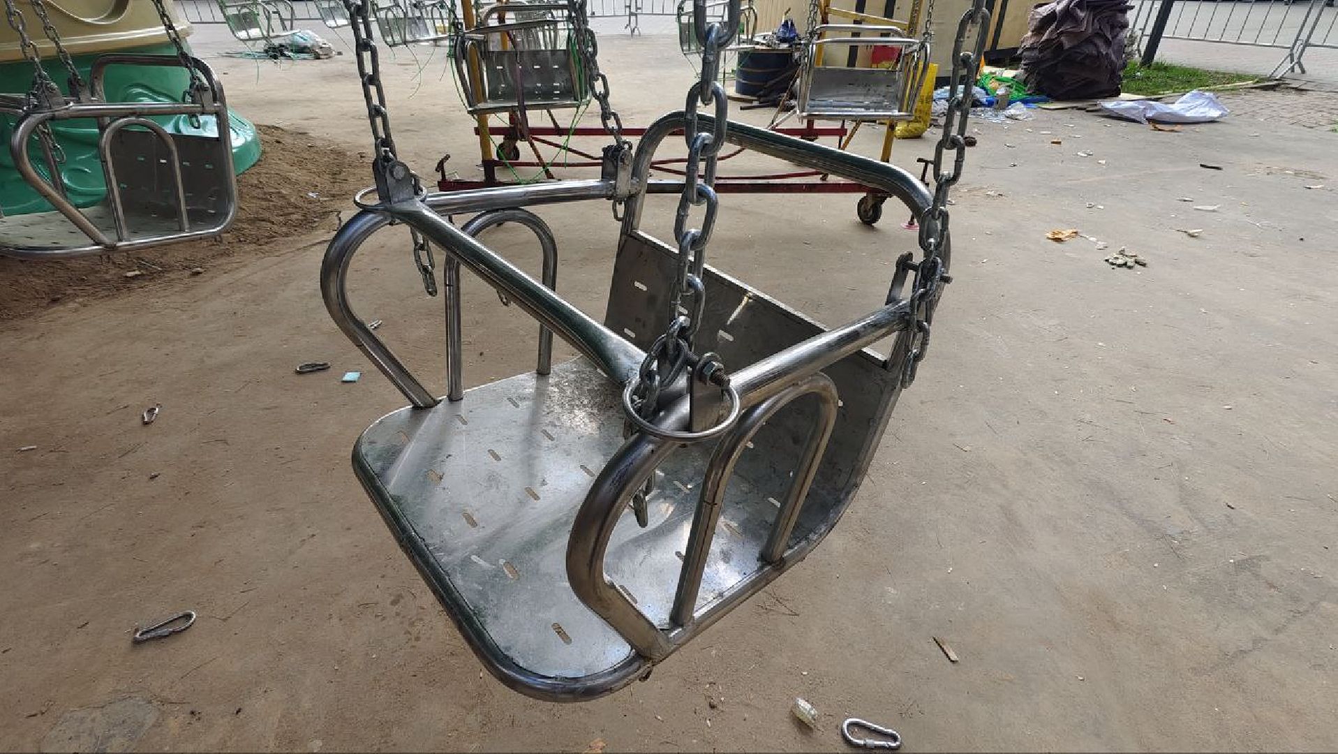 Парк Ёлочки, Подмосковные парки, карусель