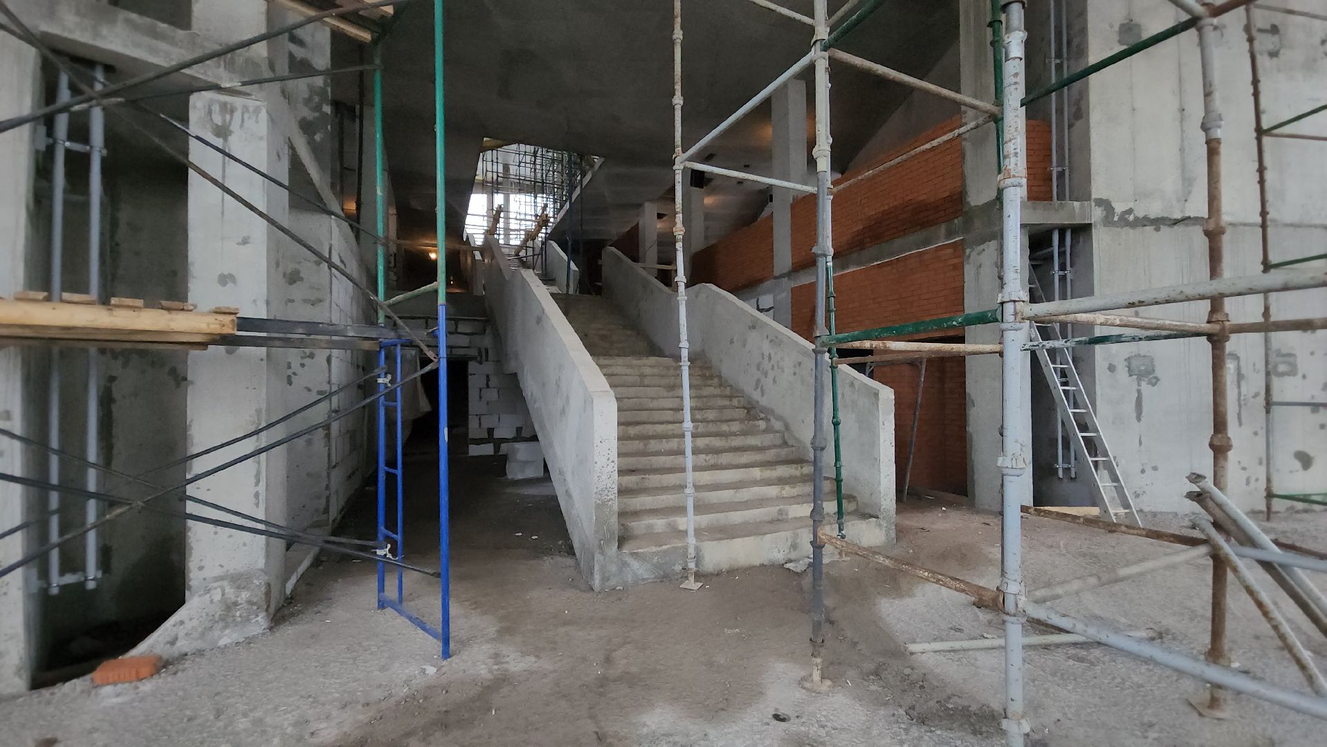 красногорск, вертикалки, строительство, изумрудные холмы, школа,