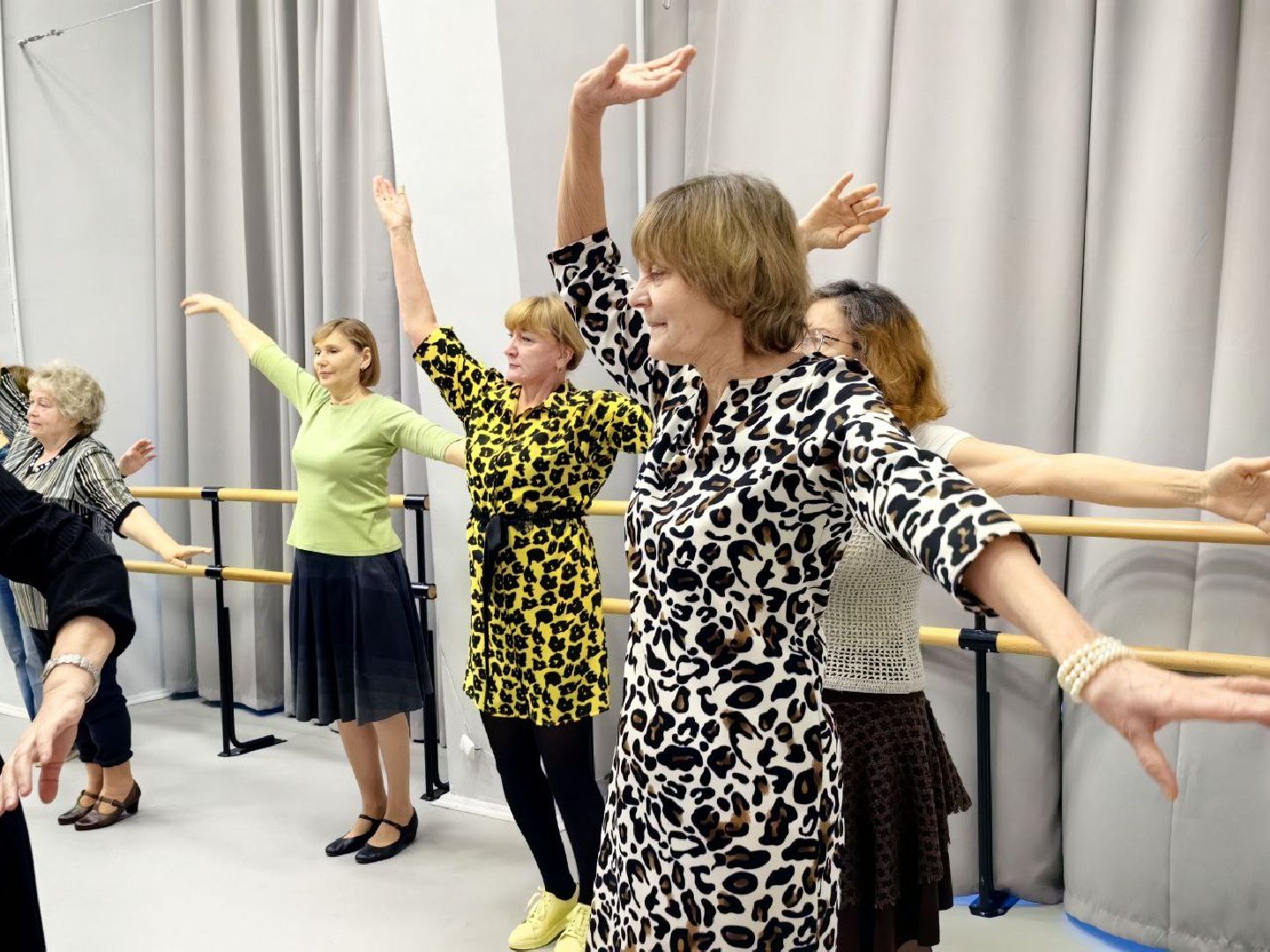 активное долголетие, танцы, вальс, танго,