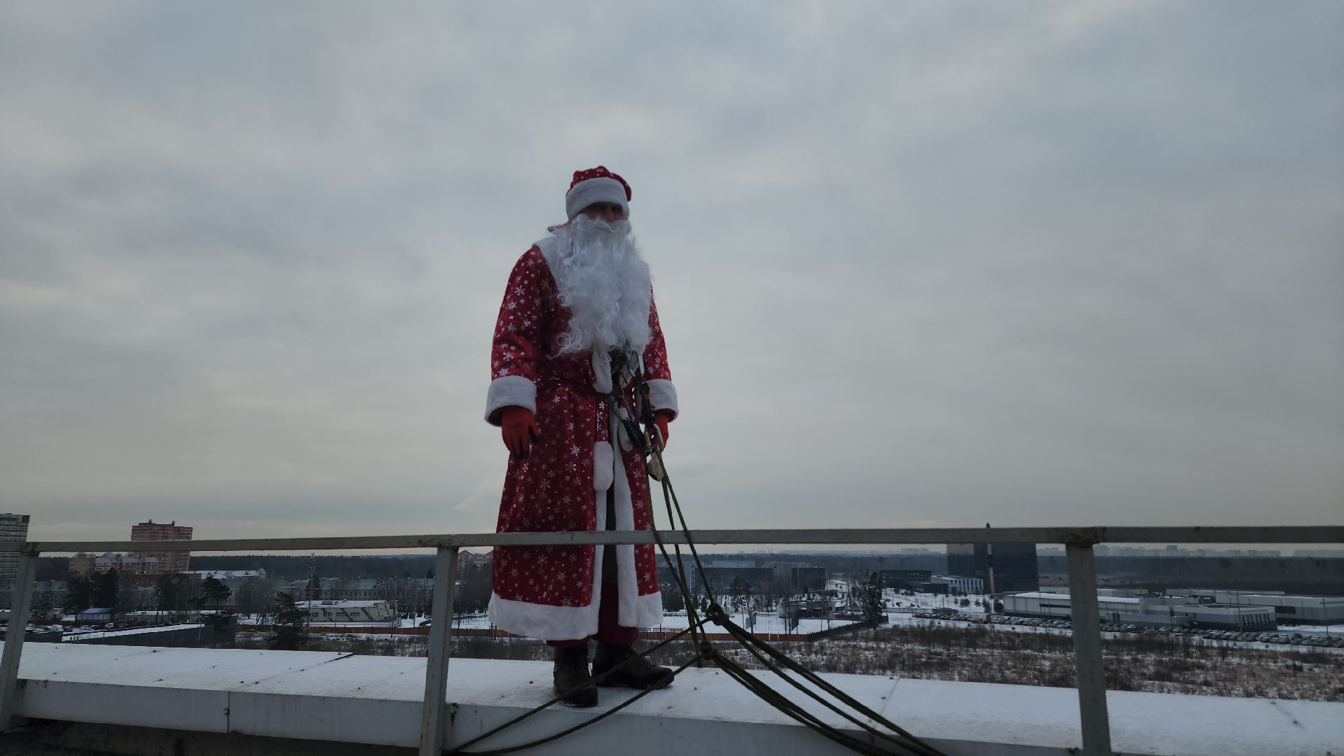 онкология, онкодиспансер, московский областной онкологический диспансер, альпинисты, промышленные альпинисты, подарки, дети, детское отделение,