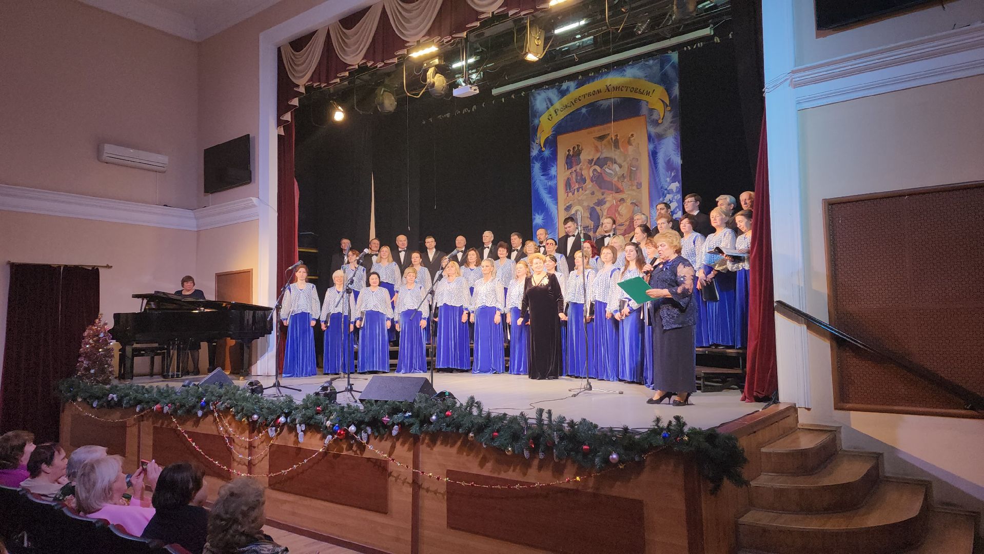 вертикалки, пушкино, концерт, хор, рождество христово, духовные песни, русские народные песни, эстрада, зрители, святки,
