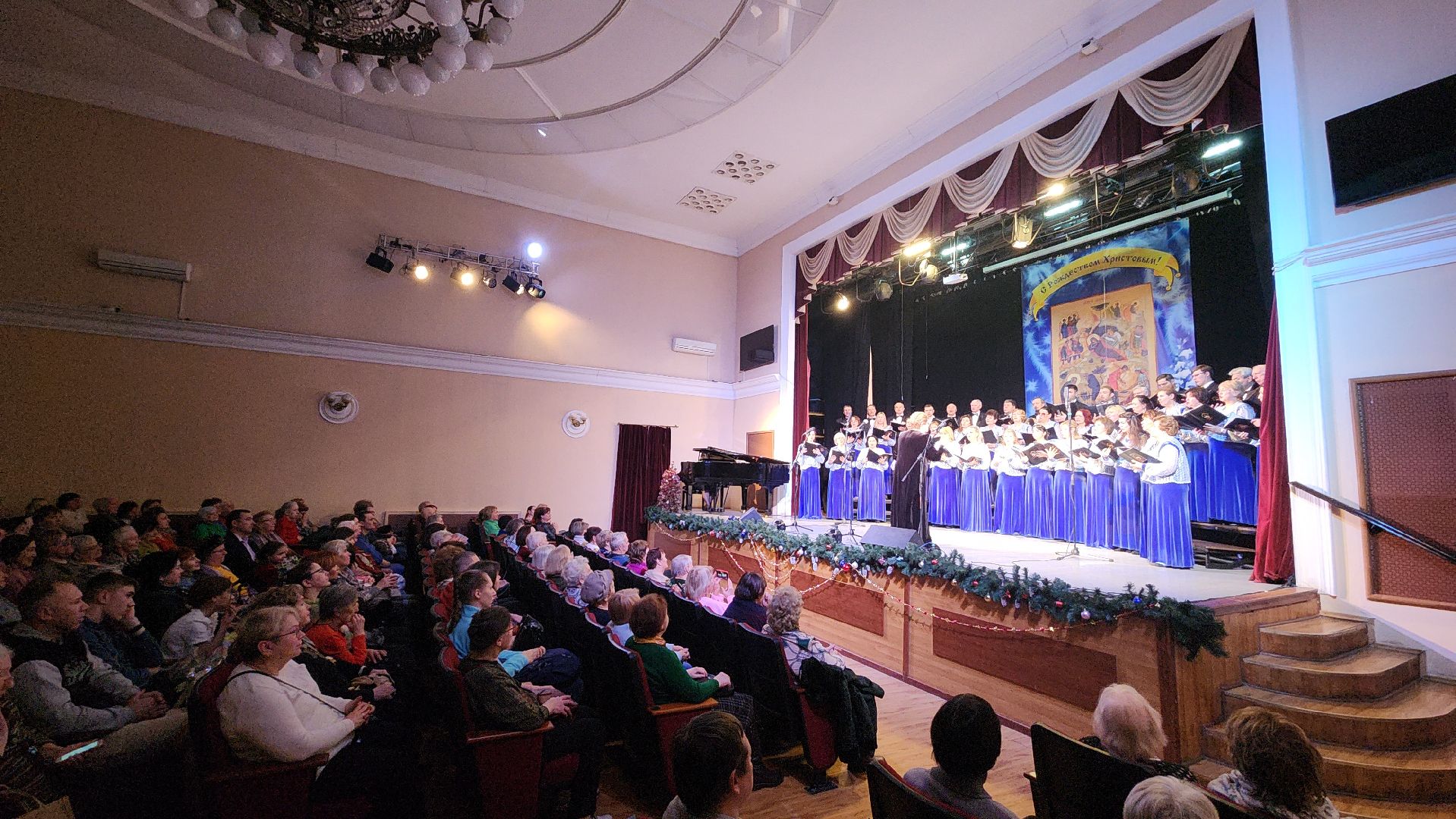 вертикалки, пушкино, концерт, хор, рождество христово, духовные песни, русские народные песни, эстрада, зрители, святки,