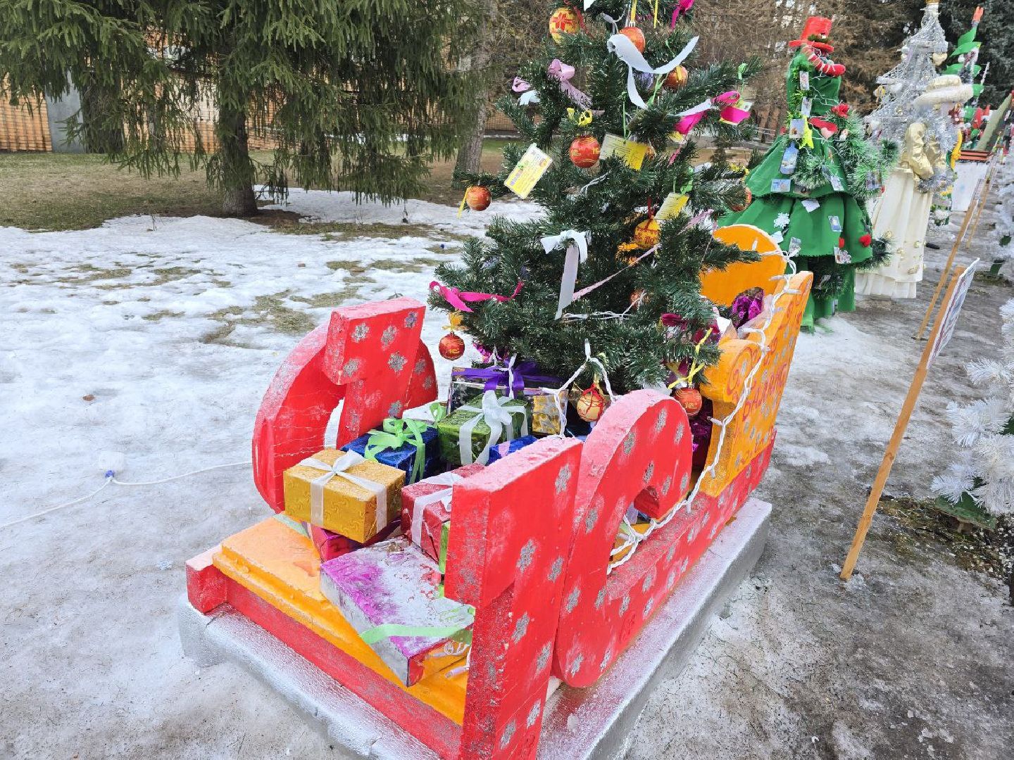 можайск, можайский городской округ, подмосковье, фестиваль креативных елок, креативные елки, конкурс, выбор победителей, голосование,