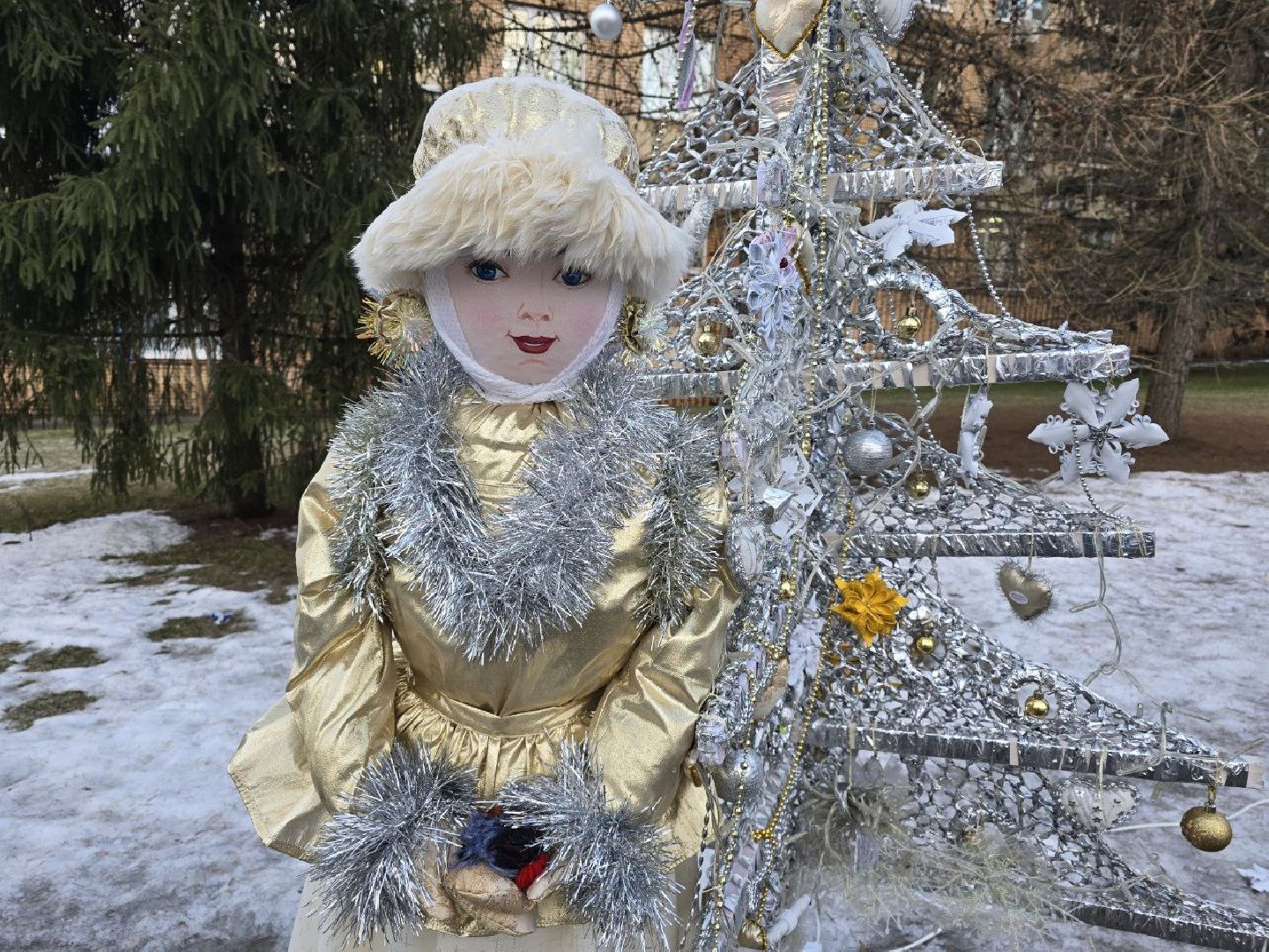 можайск, можайский городской округ, подмосковье, фестиваль креативных елок, креативные елки, конкурс, выбор победителей, голосование,