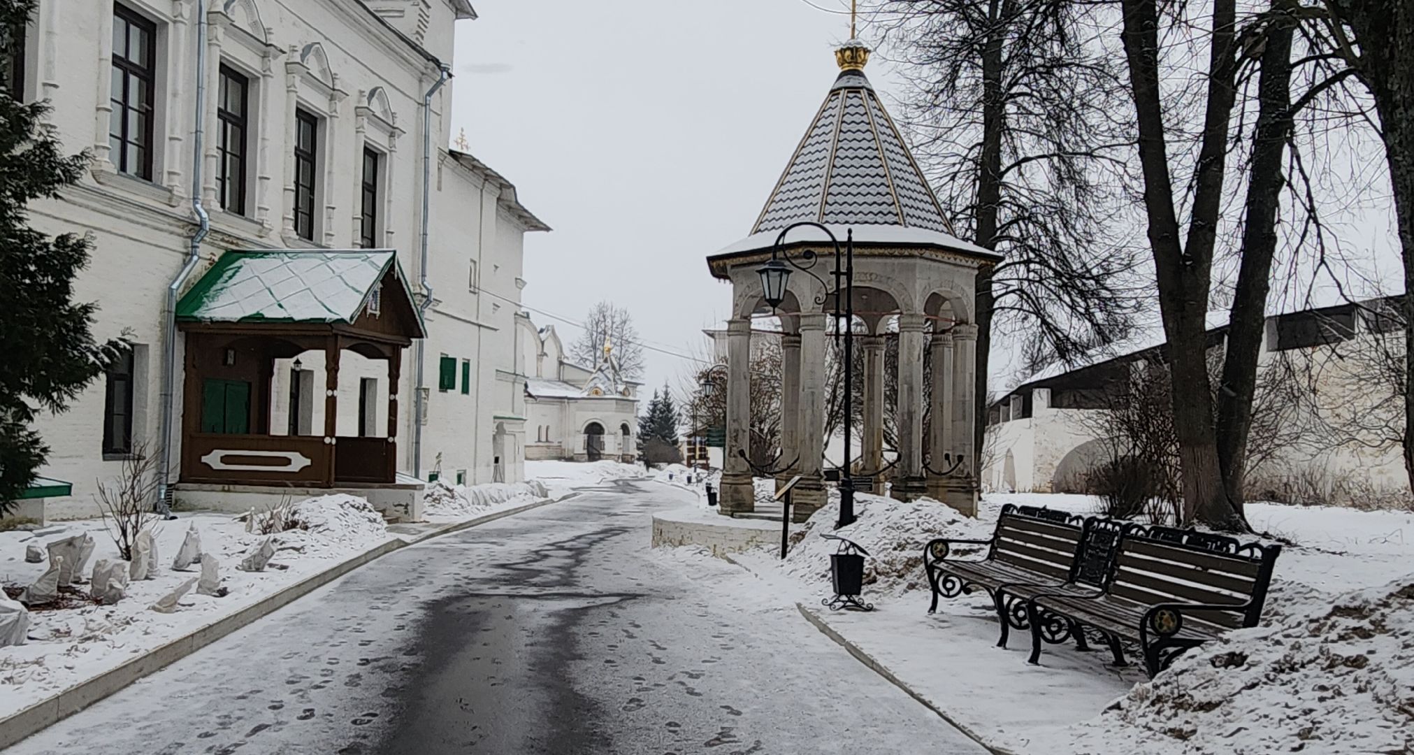 Звенигород, Саввино-Сторожевский монастырь, Монастырская кухня, Туризм, Крещение Господне, вертикалки,