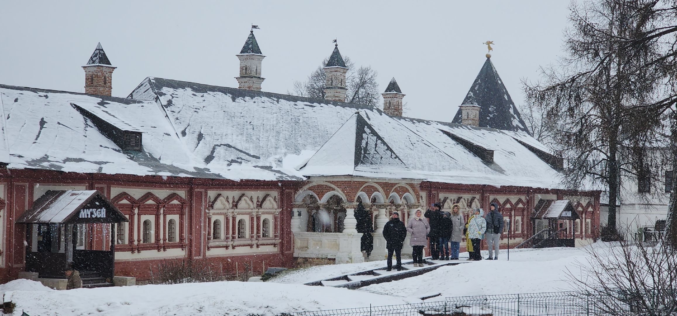 Звенигород, Саввино-Сторожевский монастырь, Монастырская кухня, Туризм, Крещение Господне, вертикалки,