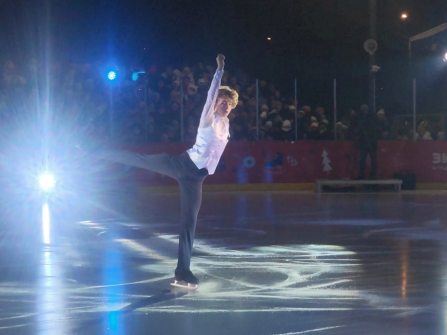 Коломна, ледовое шоу ильи авербуха, зима в подмосковье, каток,