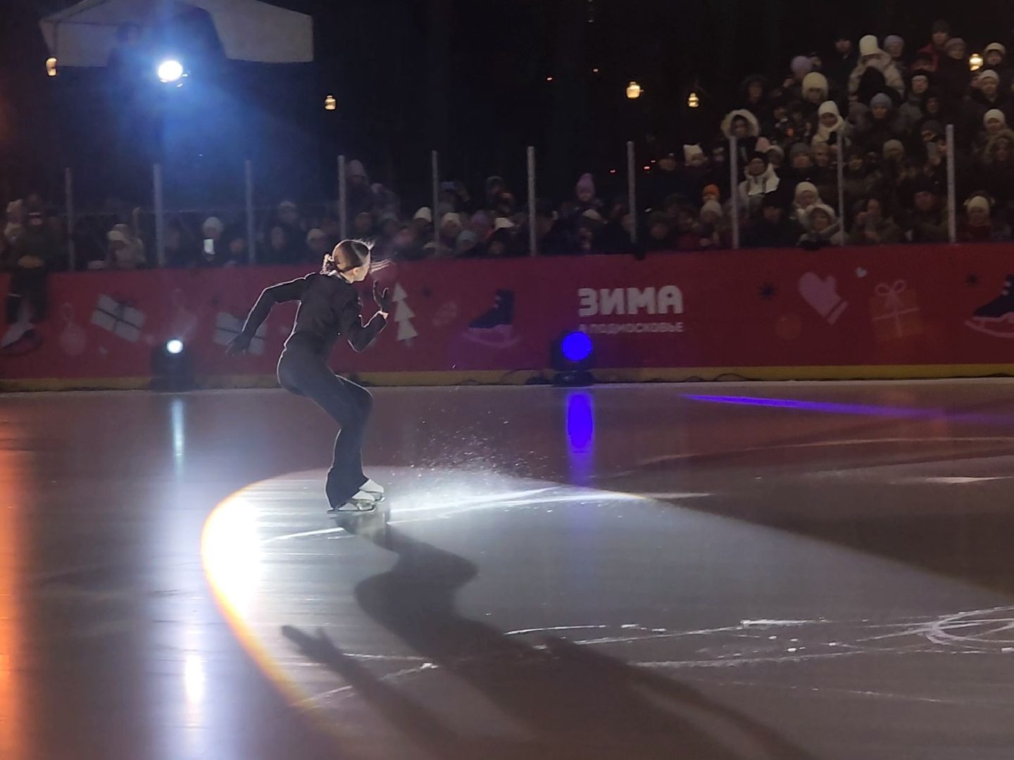 Коломна, ледовое шоу ильи авербуха, зима в подмосковье, каток,
