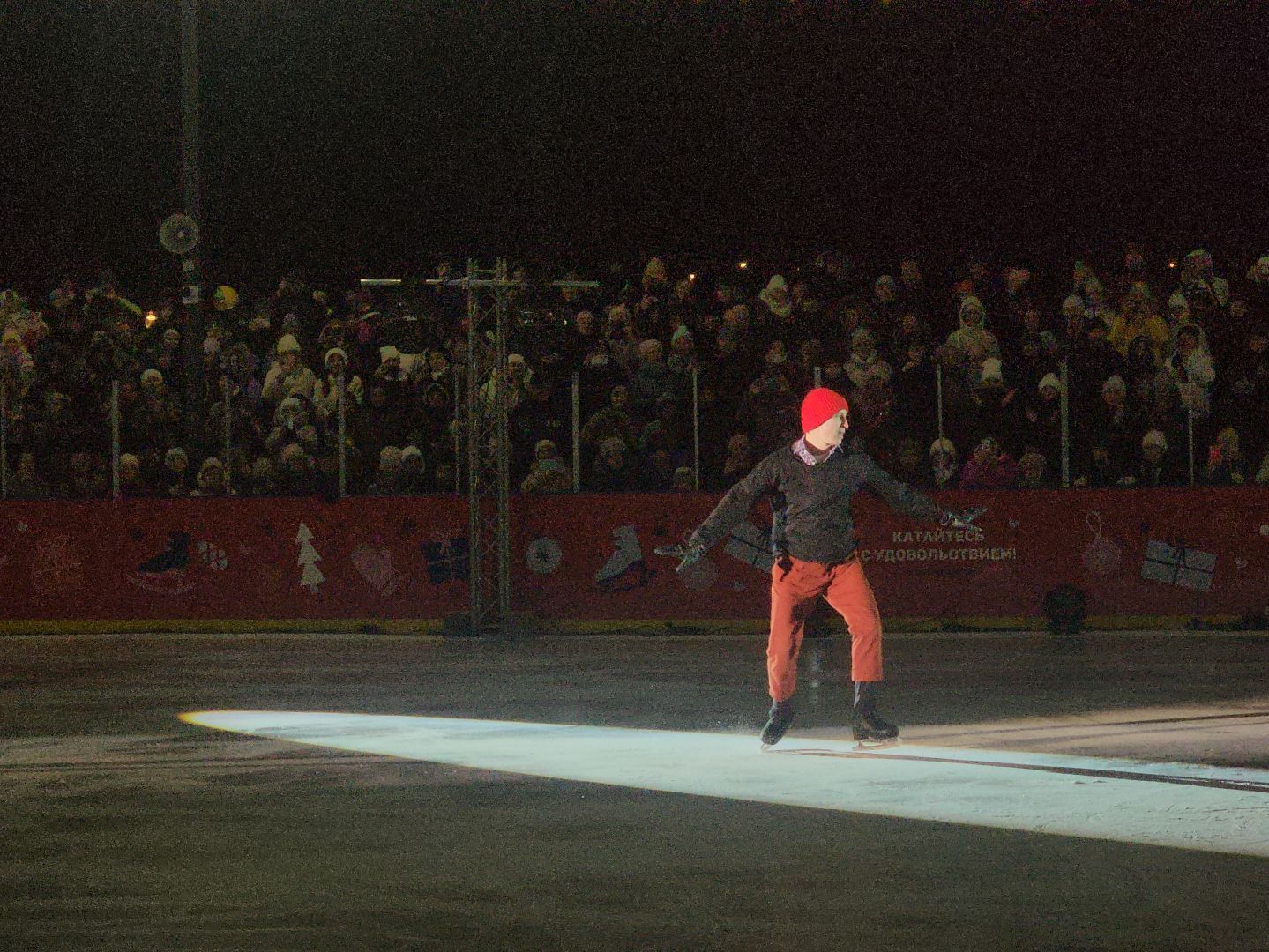 Коломна, ледовое шоу ильи авербуха, зима в подмосковье, каток,