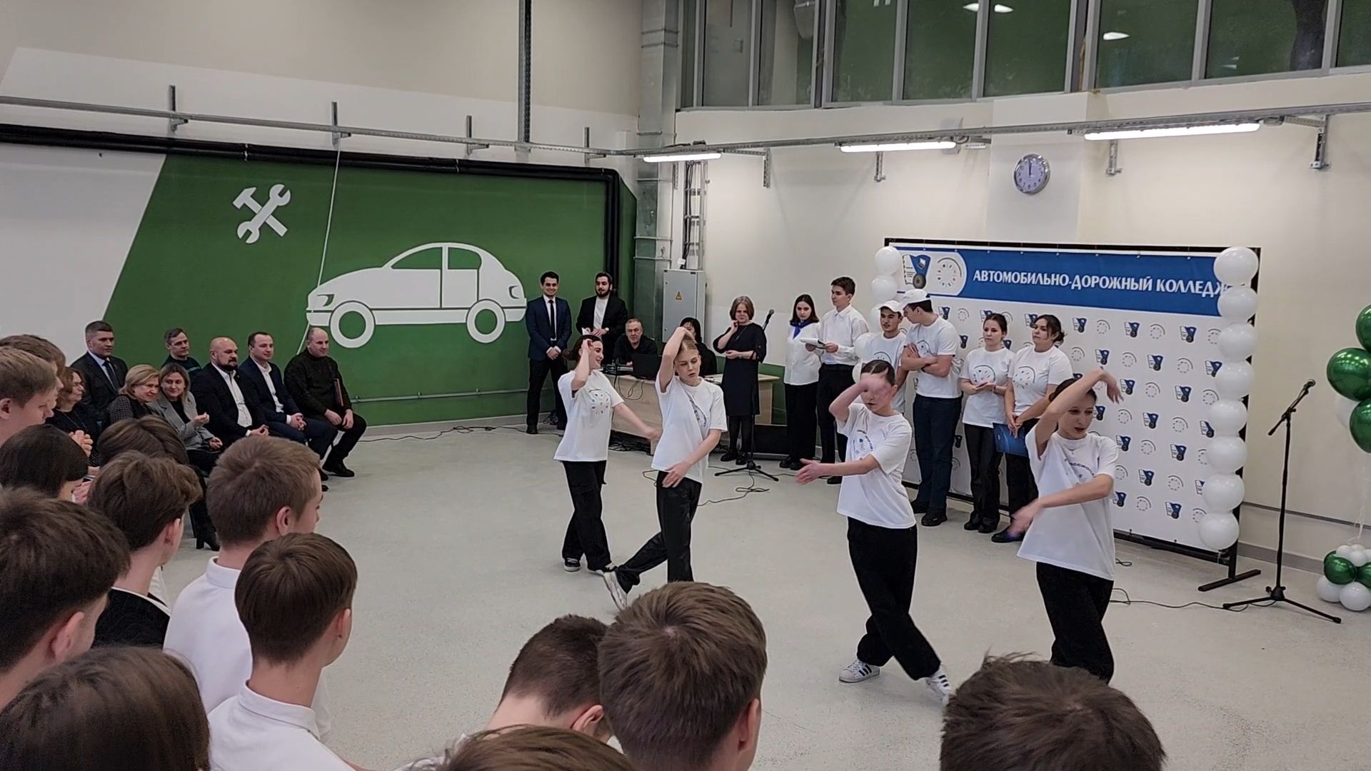 вертикалки, Бронницы, Открытие коруска колледжа после капремонта, Капремонт автомобильно-дорожного колледжа, Капремонт завершен, Вертикалка,