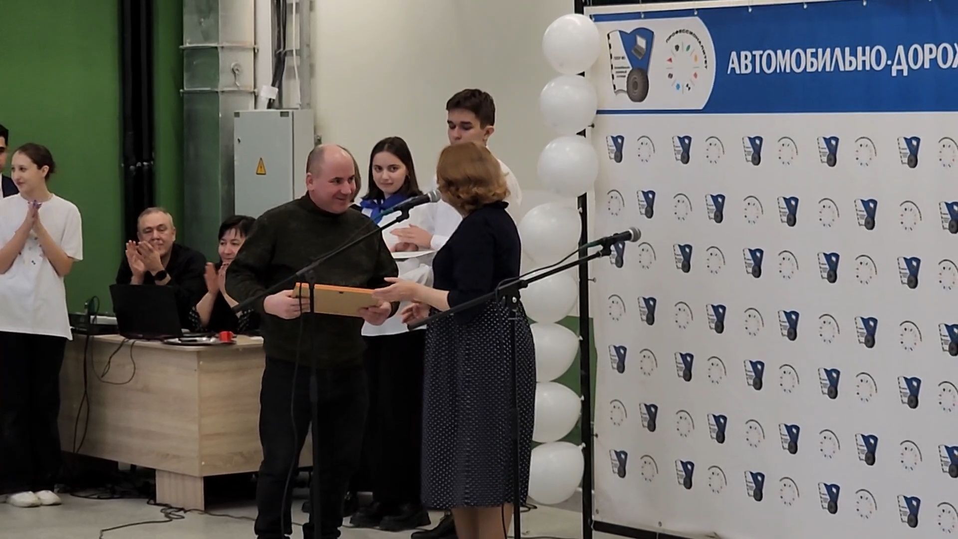 вертикалки, Бронницы, Открытие коруска колледжа после капремонта, Капремонт автомобильно-дорожного колледжа, Капремонт завершен, Вертикалка,